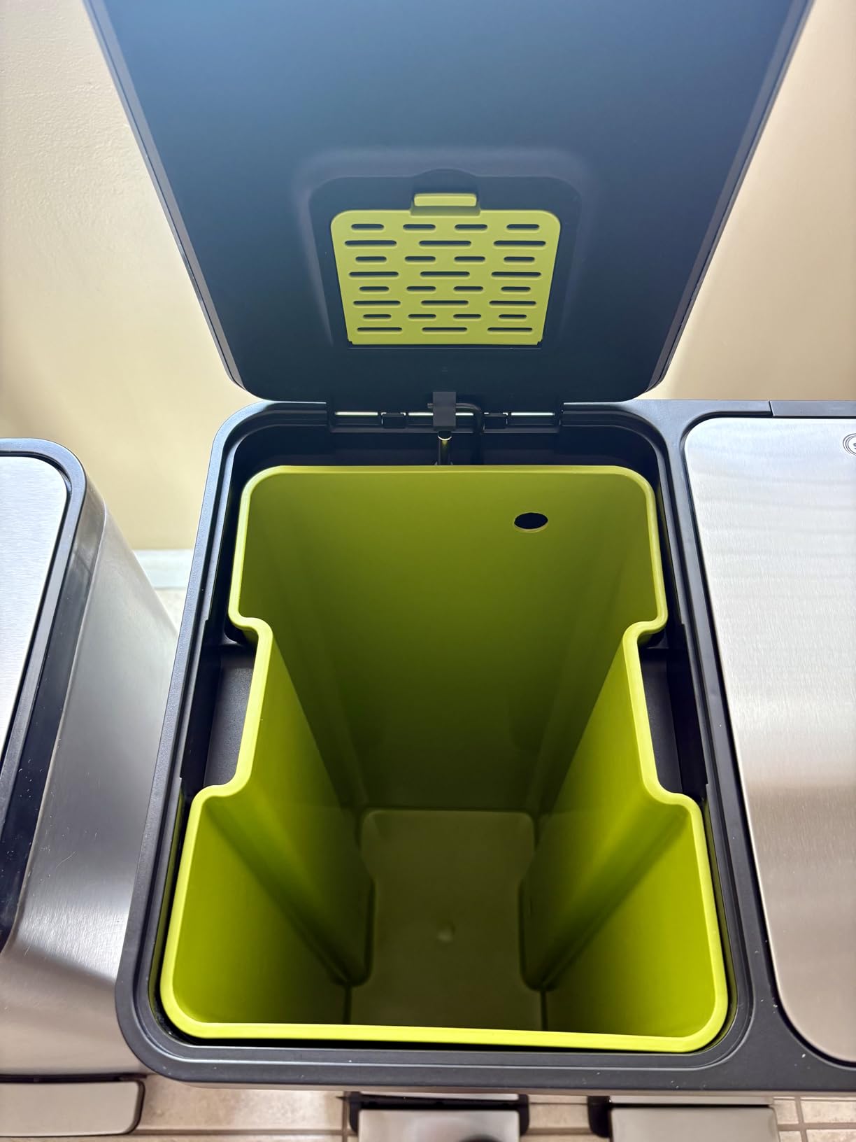 SIMPLI-Magic 21 Gallon (80L) Dual Compartment Kitchen Trash Can, Hands-Free Step Pedal, Soft-Close Lid, Stainless Steel Recycling Bin with Odor Filter (40L + 40L) customer photo 1