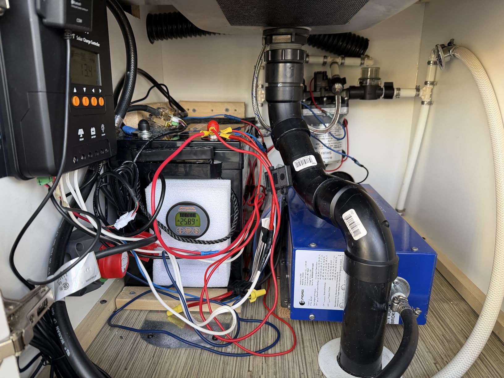 12V 150Ah Max LiFePO4 Battery, IP65 Waterproof 100A BMS customer photo 2