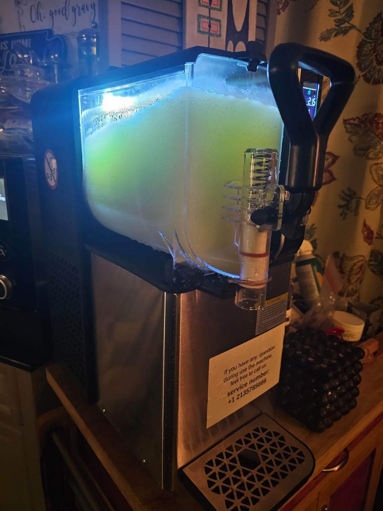 GSEICE Commercial Slushie Machine, 4L x 3 Tank Margarita Machine | No Ice Needed Slushy Machine for Home & Commercial Use, 580W Frozen Drink Machine for Slush, Milkshake, Frappes & More customer photo 1