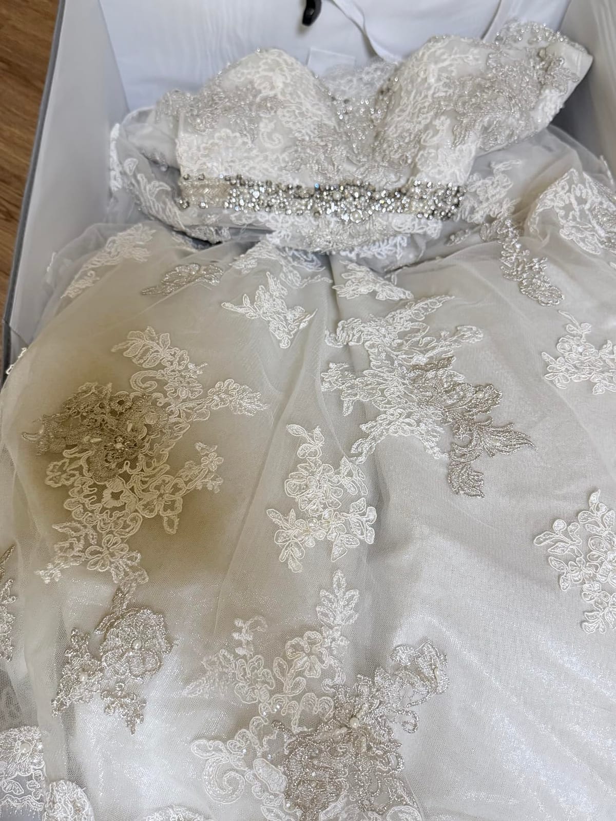 Wedding Dress Storage Box - Large Wedding Dress Preservation Box 94L with Acid-Free Tissue Paper, Cedar Wood Blocks, White Gloves & Dust Bag for Bridal Gown Preservation (Beige) customer photo 1