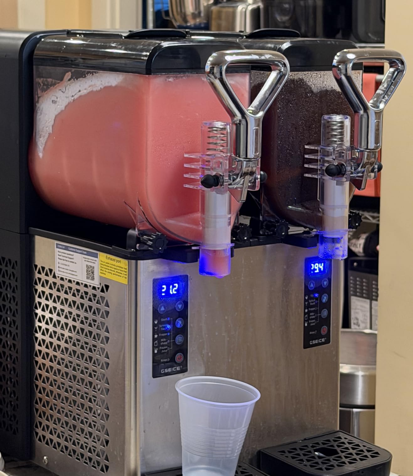 Slushie Machine for Commercial & Home Use, 4L x 2 Tank Margarita Machine | No Ice Needed Frozen Drink Machine for Slush, Frappes & More, Slushy Machine for Party Restaurants Cafe Bars, Auto Clean customer photo 1