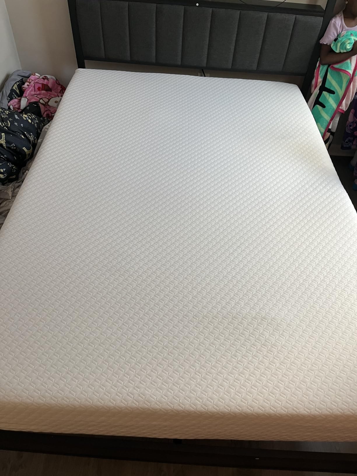 GAESTE Queen 12 Inch Hybrid Cooling Mattress, Medium Plush Feel customer photo 1