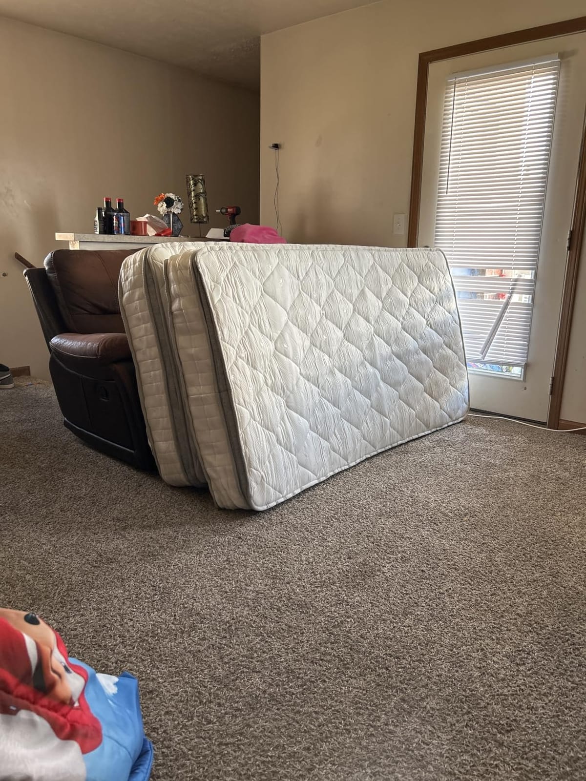 GAESTE Queen 12 Inch Hybrid Cooling Mattress, Medium Plush Feel customer photo 2