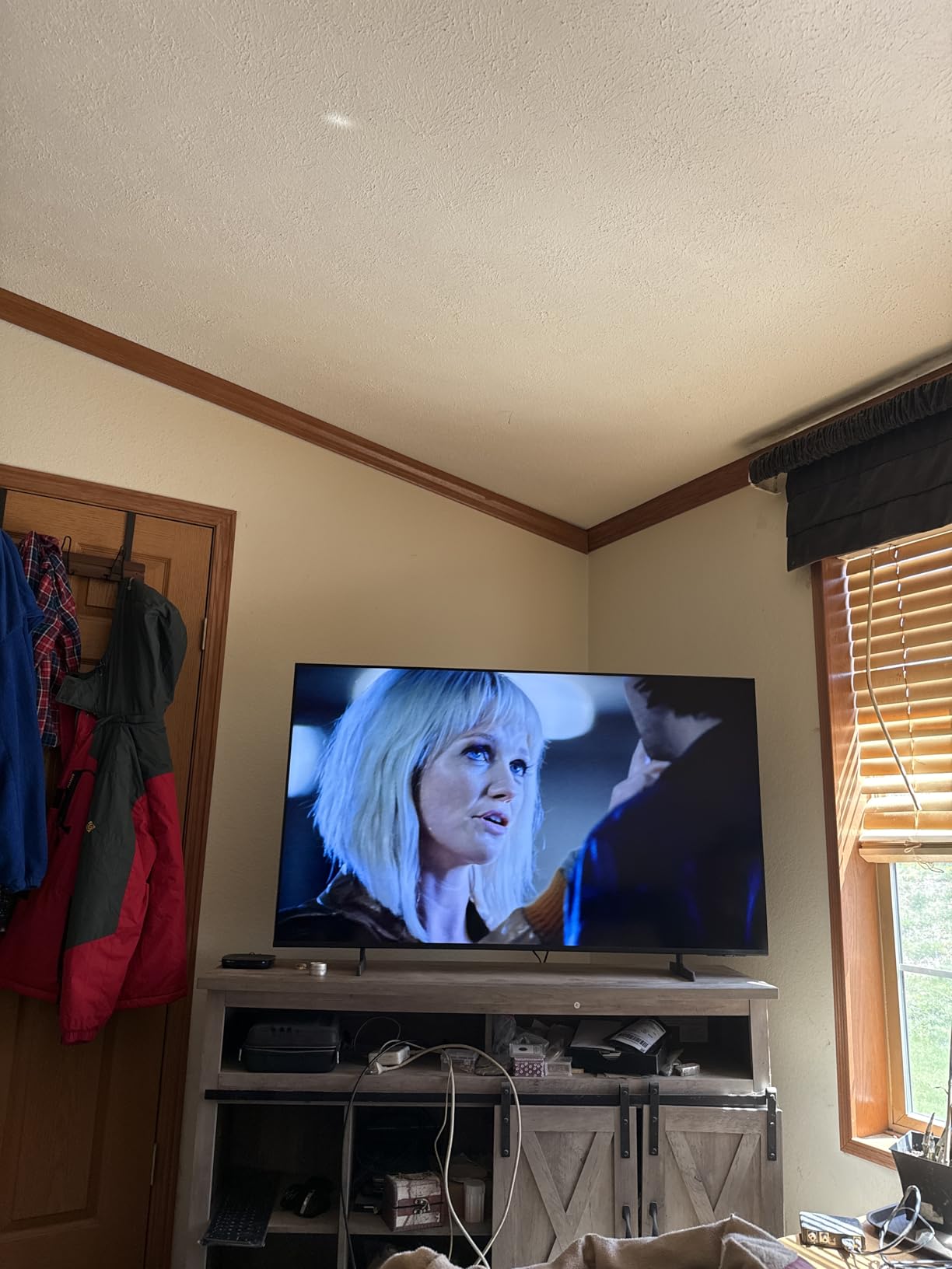 Samsung 75-Inch Class M80H Series, Mini LED, 4K, Smart TV, 2026 Model customer photo 1