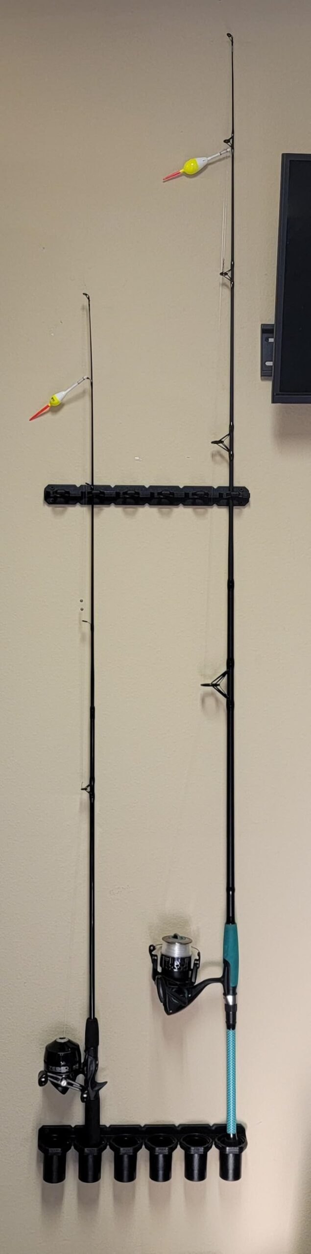 HITORHIKE Heavy Duty Fishing Rod Storage Rack, Wall/Ceiling Mount Vertical Pole Holder, Garage Fishing Pole Organizer (Black-2pack) customer photo 1