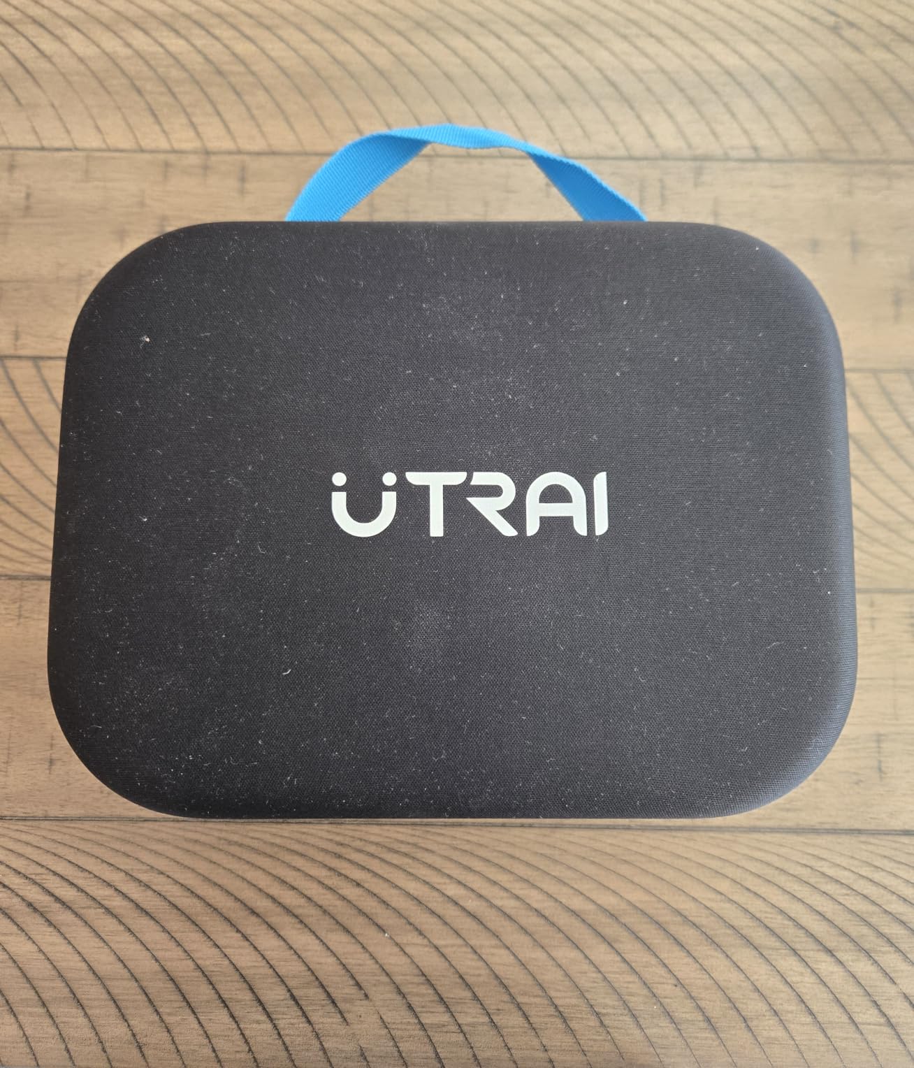 UTRAI 8000A Jump Starter with Air Compressor 160PSI for All Gas/12L Diesel customer photo 1