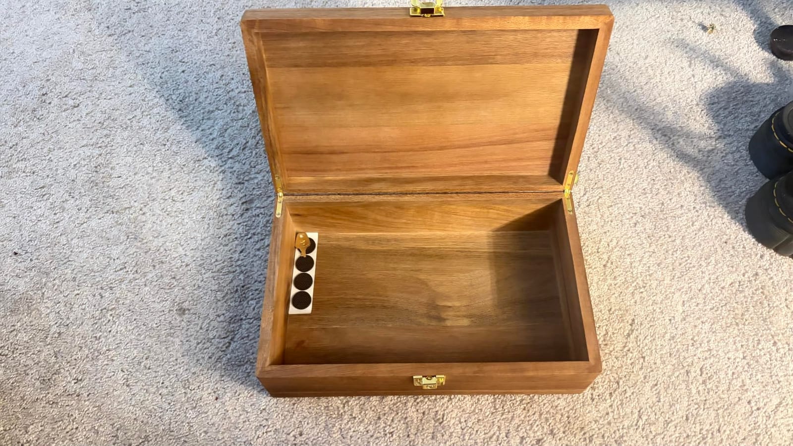 Acacia Wood Keepsake Box - Lockable Memory Box with Keys, Large Storage Box with Hinged Lid for Photos Jewelry Letters Mementos, Rustic Wooden Treasure Chest for Wedding Birthday Graduation customer photo 1
