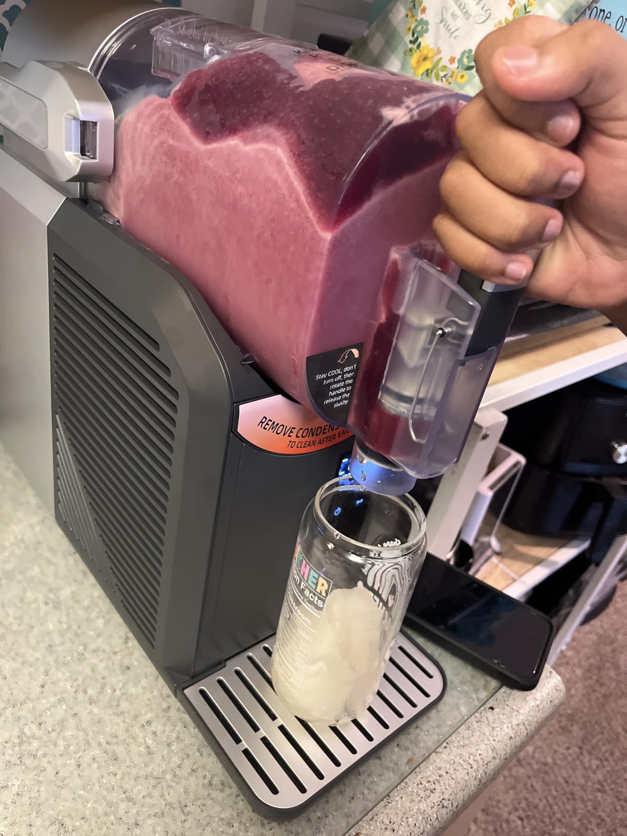Slushie Machine for Home & Party, 2L/68oz | No Ice Needed, 6 Presets, Rapid Chill, Self-Cleaning, Frozen Drink Machine customer photo 2
