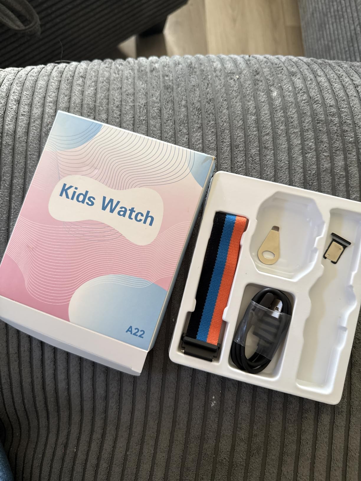 4G Kids Smart Watch for Boys Girls with GPS Tracker, SOS, Two Way Call Video Calling Voice Chat,School Mode, Alarm Clock,Safe Zones,Pedometer,Stopwatch,Games Children Smartwatch for 4-12 (4G Blue) customer photo 2