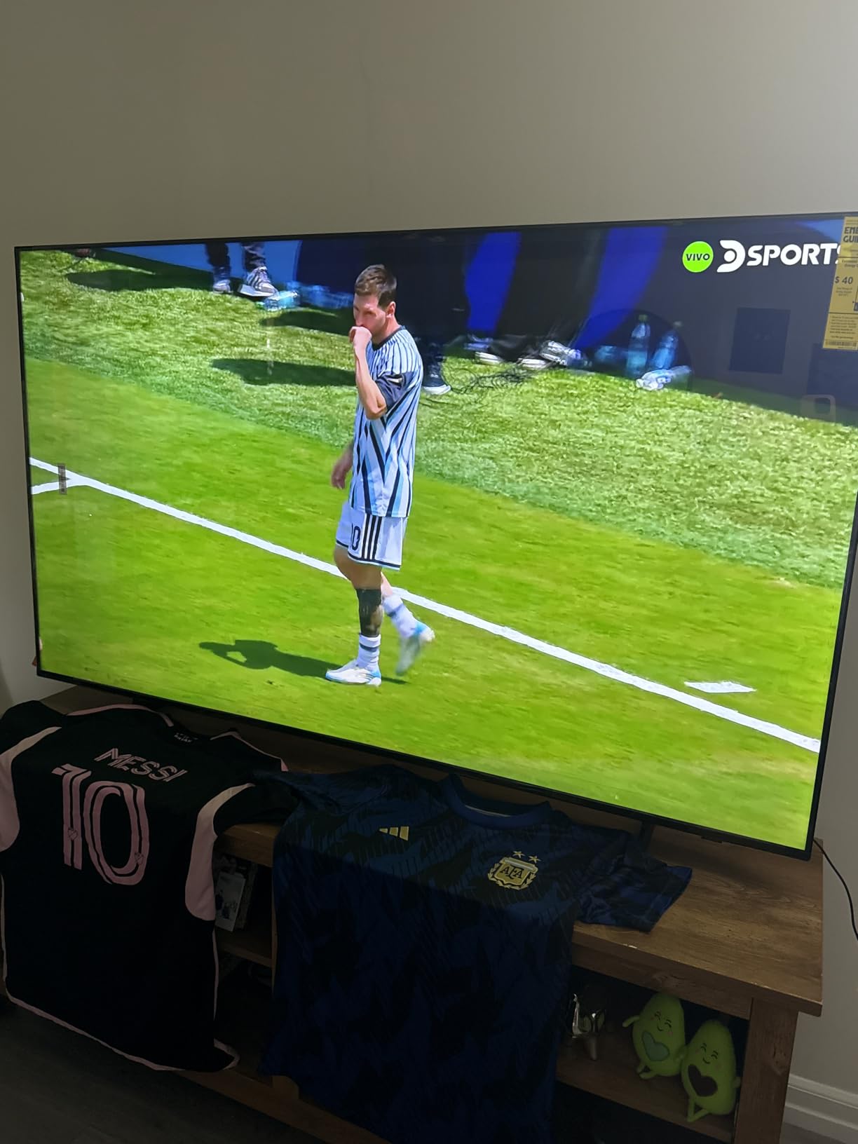 Samsung 75-Inch Class U8000H Series Crystal UHD, 4K, Smart TV, 2026 Model customer photo 2