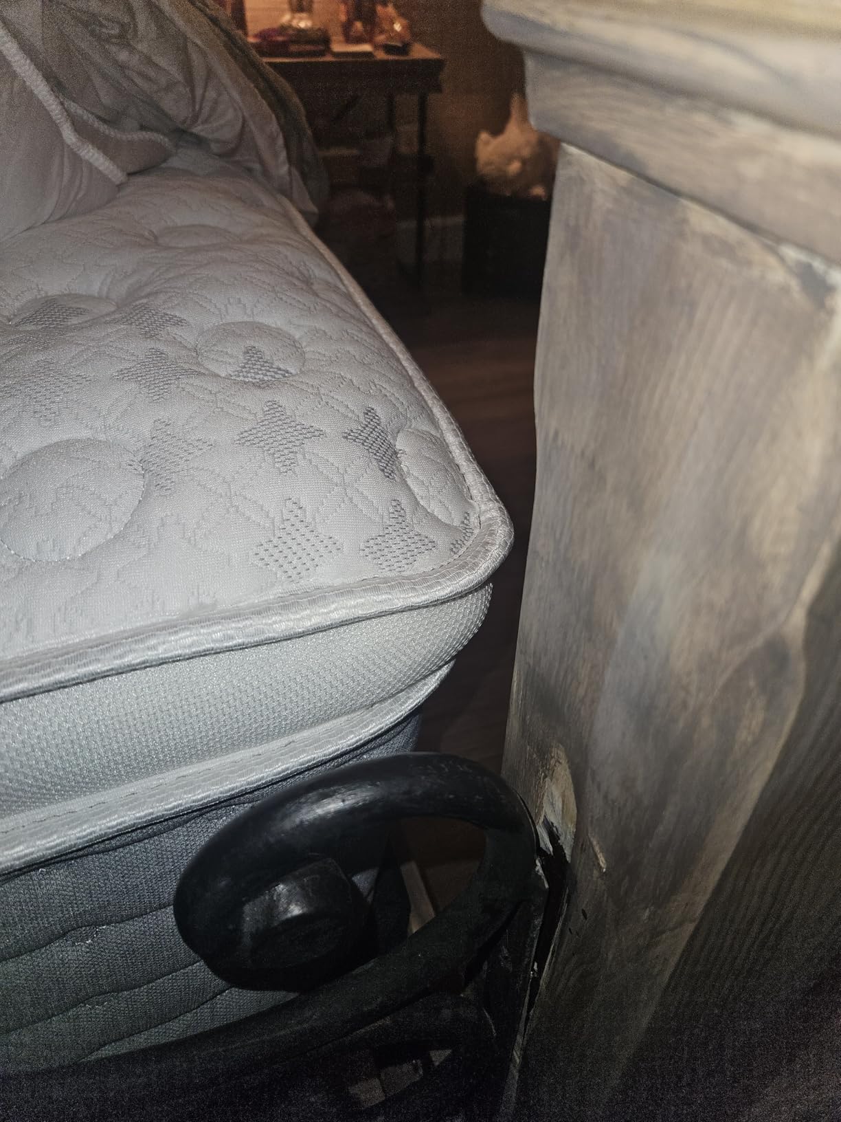 Sleepmax Extra Firm Queen Mattress 12 Inch, Hybrid Mattress Pain Relieving customer photo 1