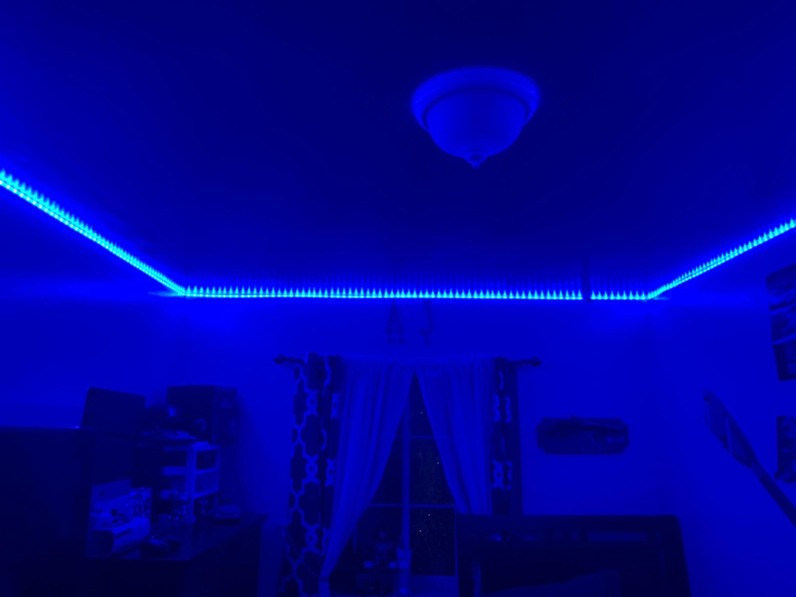 150Ft Permanent Outdoor Lights, RGB+IC Smart LED Eave Lighting with App/Remote Control,IP67 Waterproof,16 Million Colors,Scene Modes, DIY Music Sync, for Christmas, Holiday & Party Decor customer photo 2