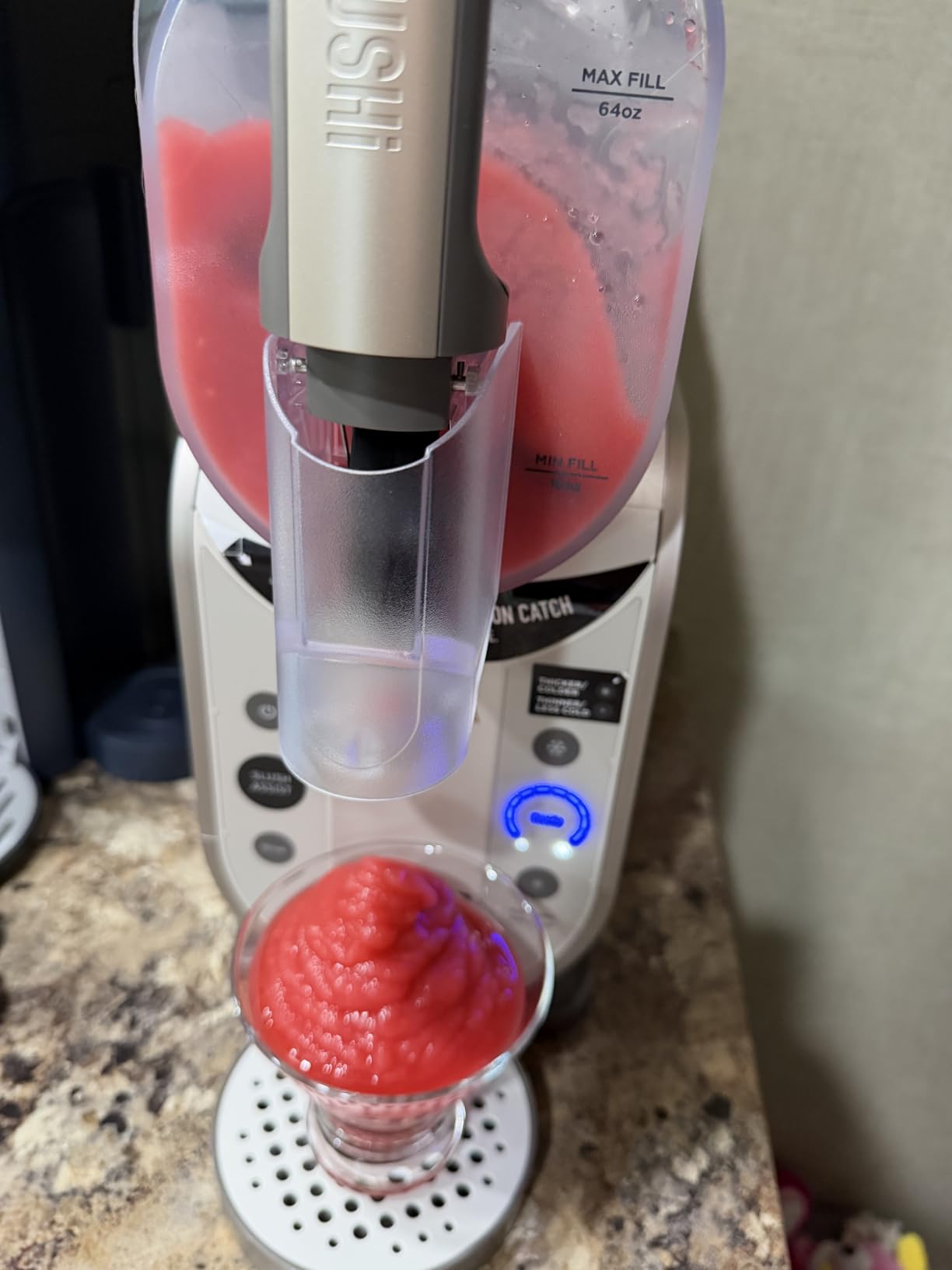 Ninja SLUSHi Smart Frozen Drink Maker, SlushAssist Technology, FS351BR | Easier, Faster Slushing with SlushAssist Technology, one button, no guesswork, no ice needed, 7+ Servings, 88 vessel customer photo 1