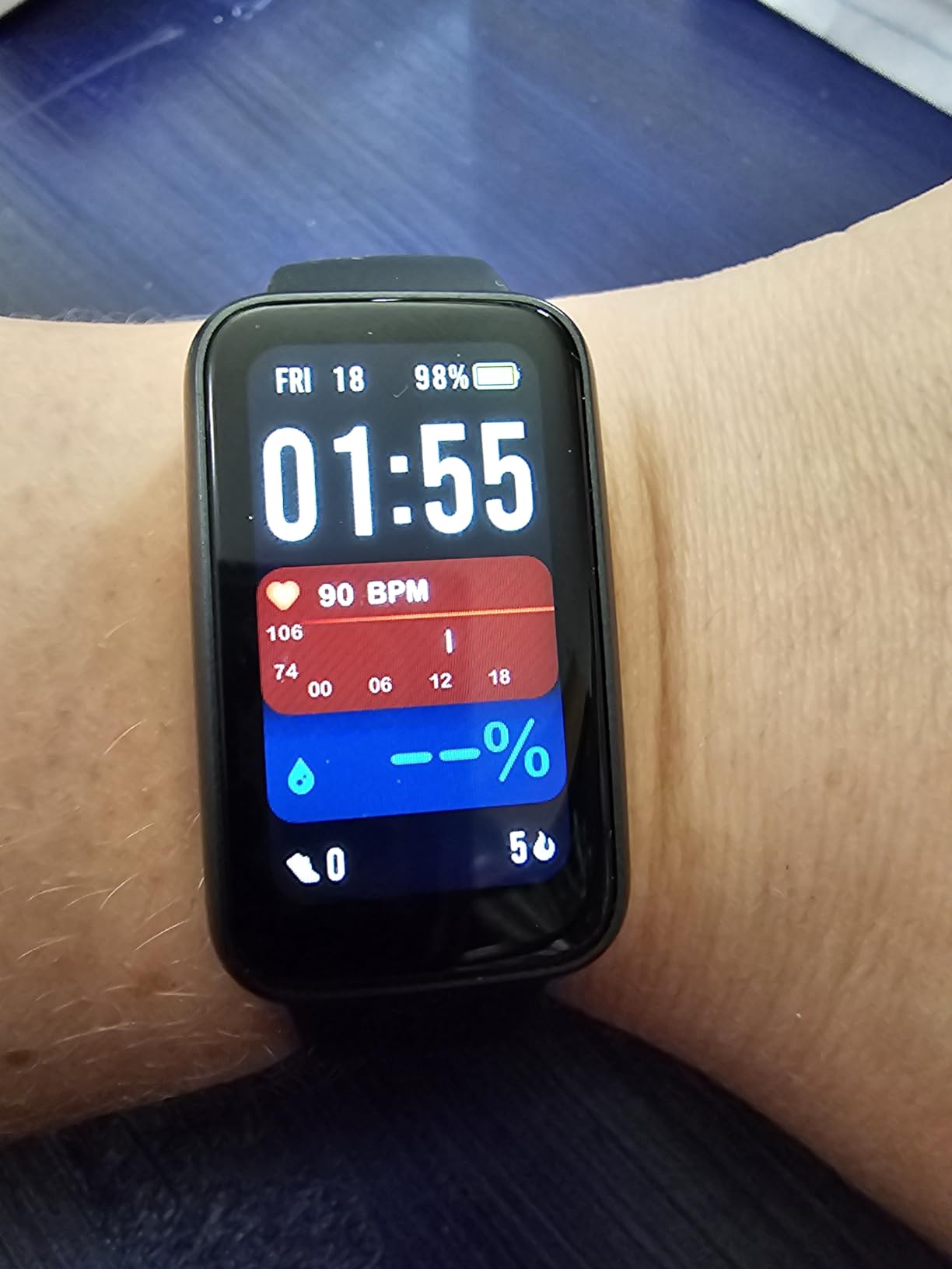 Fitness Tracker for Men & Women with 1.47” HD Display, Heart Rate & SpO2 Tracking, Sleep & Activity Monitor, 100+ Sports Modes, 3ATM Waterproof Smart Band, Suitable for Android & iOS, Black customer photo 1