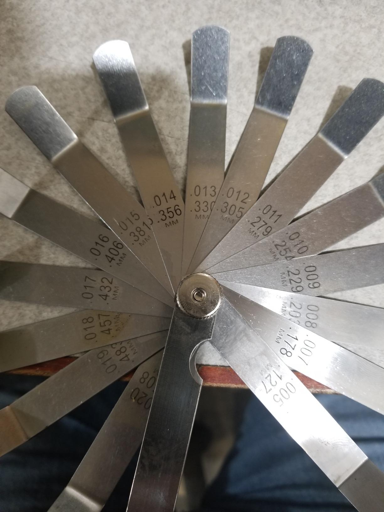 OEMTOOLS 25024 22 Blade Go-No-Go Feeler Gauge, Precision Measurement for Mechanics, Ideal for Engine Tappets, Machine and Guitar Setup, Includes Metric and SAE Blades customer photo 2