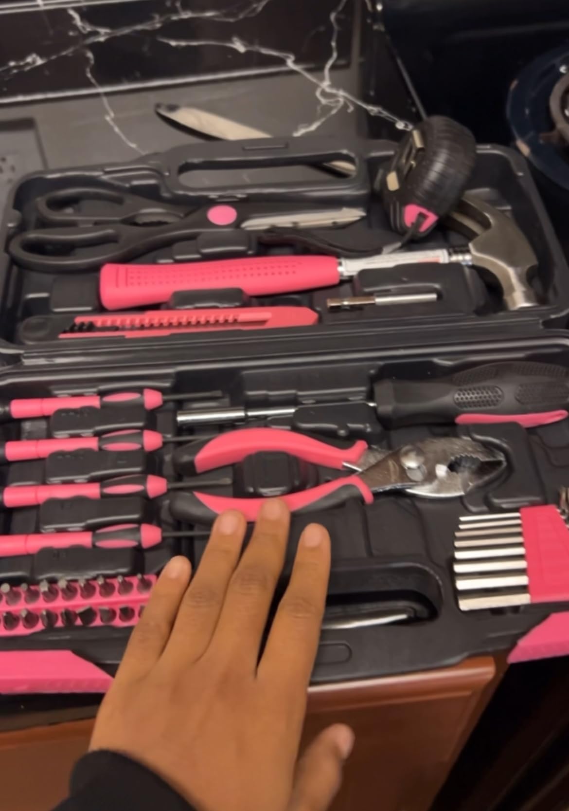Apollo Tools 39 Piece General Household Tool Set, Red/Black DT9706 customer photo 2