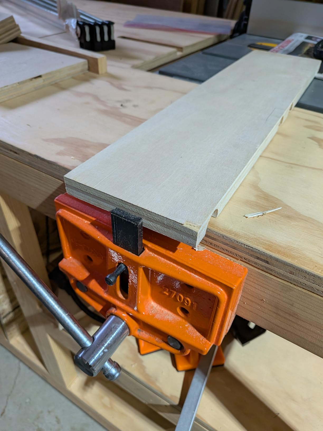Pony Jorgensen 27091 Medium Duty Woodworker's Vise, Orange, Grey, 9-Inch By 7-Inch customer photo 2
