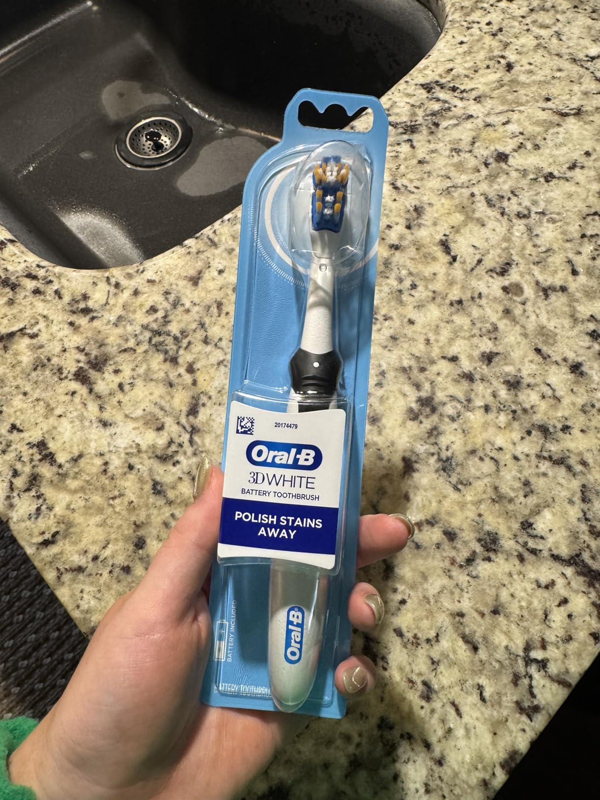 Oral-B 3D White Action customer photo 1