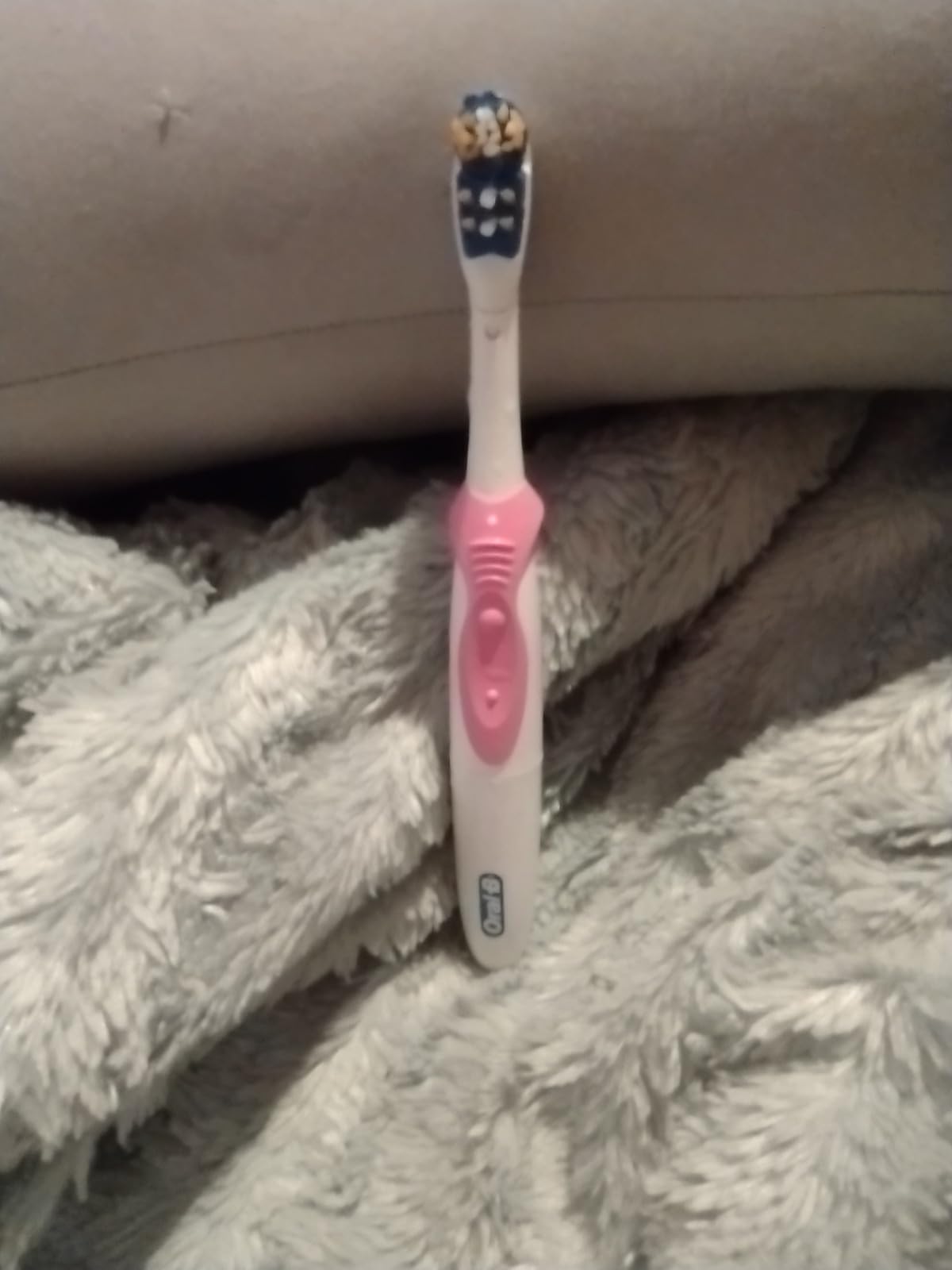 Oral-B 3D White Action customer photo 2