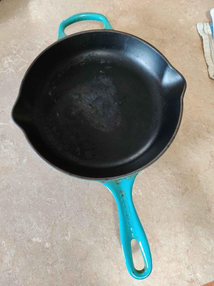 Le Creuset Signature Skillet customer photo 1