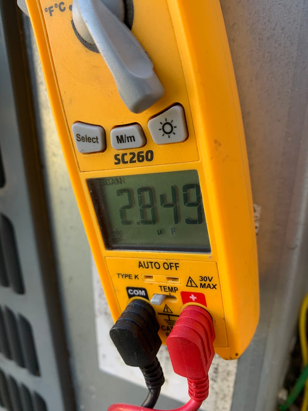Fieldpiece Compact HVACR Clamp Multimeter SC260 – True RMS Clamp Meter with Temperature, Capacitance & Backlight customer photo 1