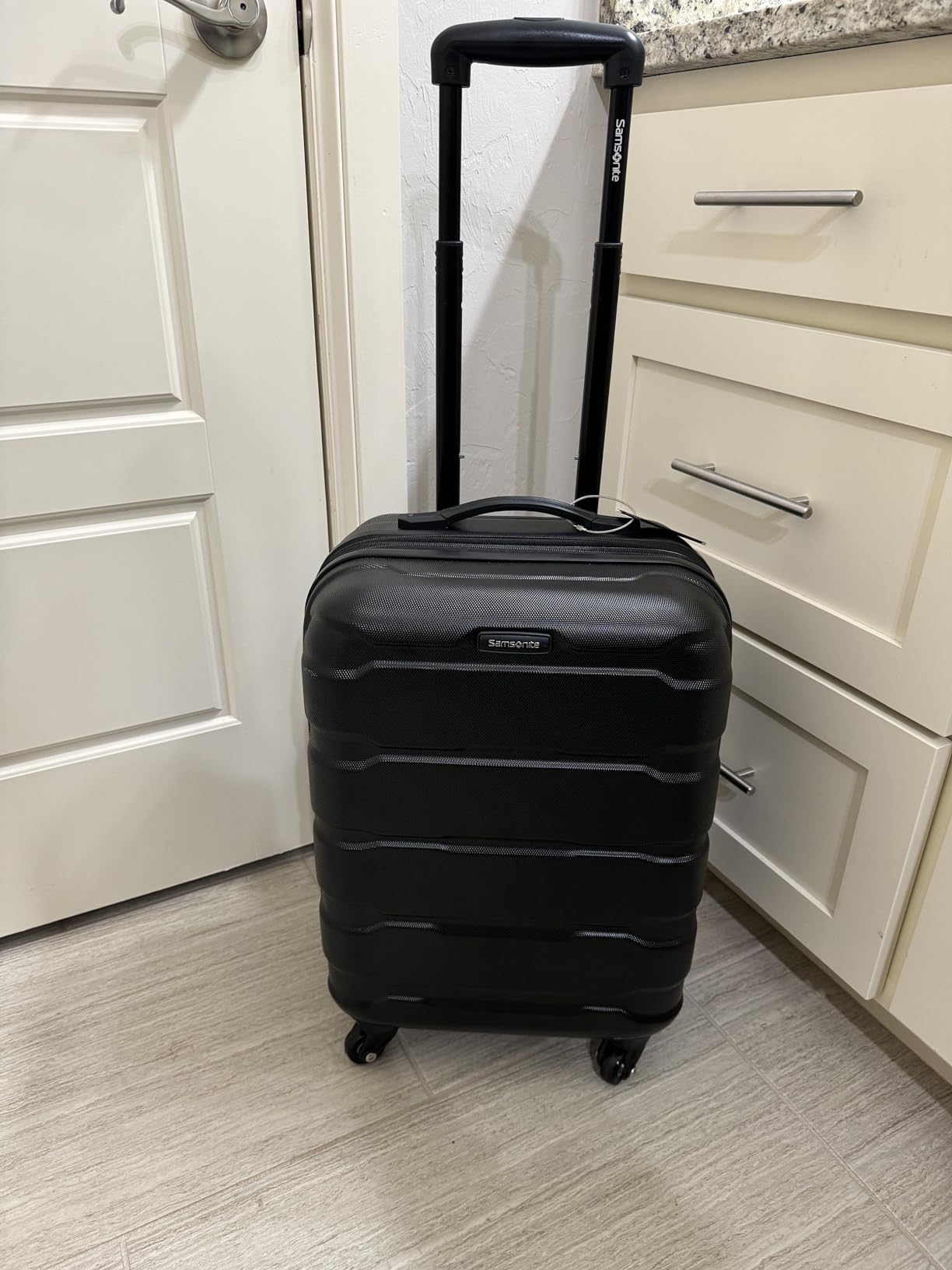 Samsonite Omni PC Hardside Expandable Luggage with Spinner Wheels, Teal, Carry-On 20-Inch customer photo 2