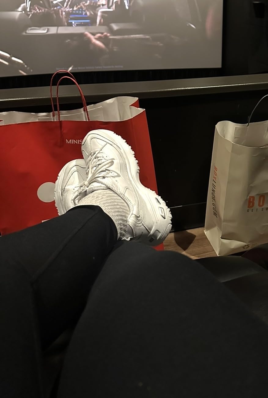 Skechers Women's D'Lites Fresh Start Sneaker customer photo 2