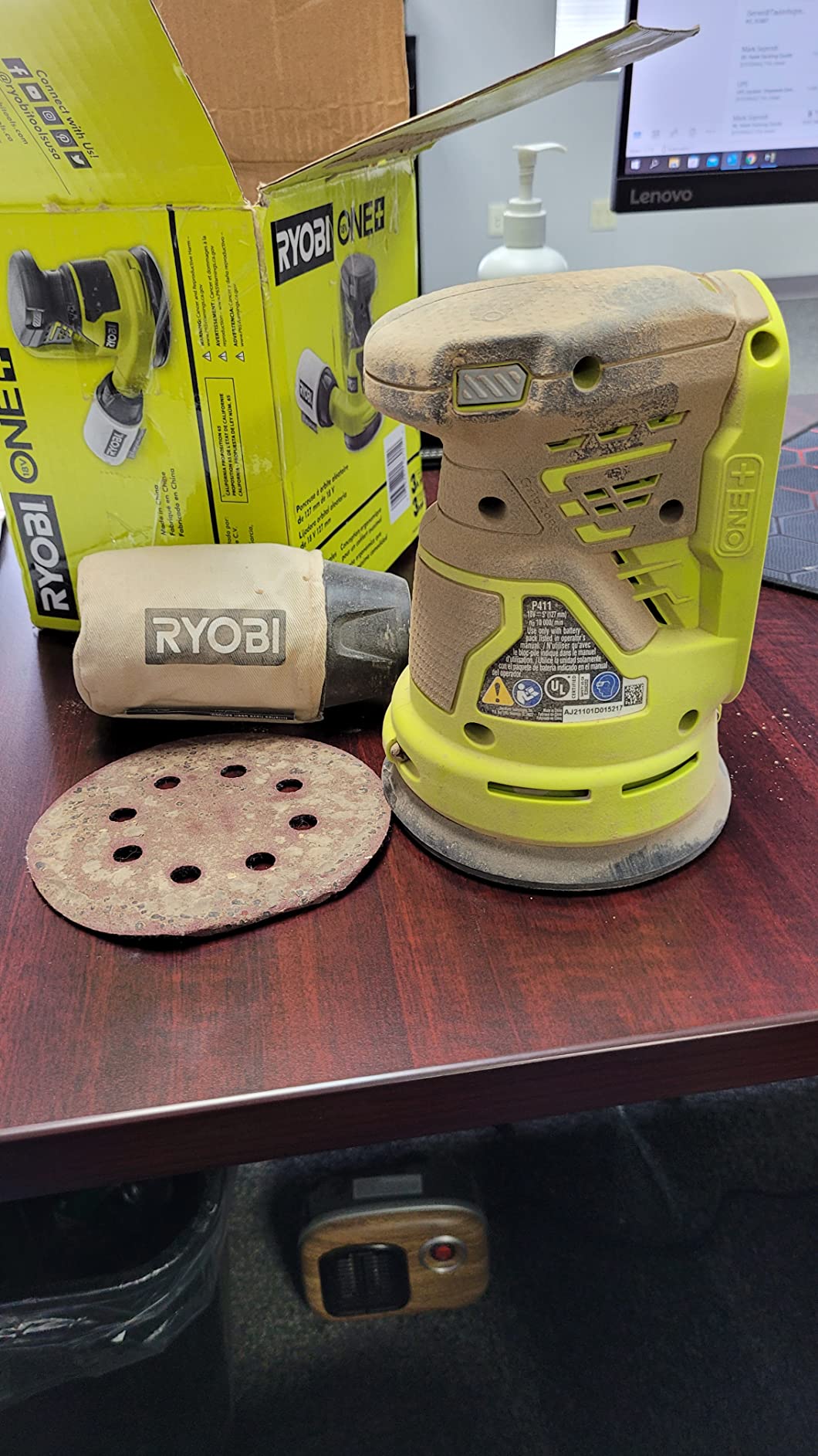 Ryobi P411 ONE+ 18-Volt 5 in. Cordless Random Orbit Sander (Tool-Only) by Ryobi customer photo 2
