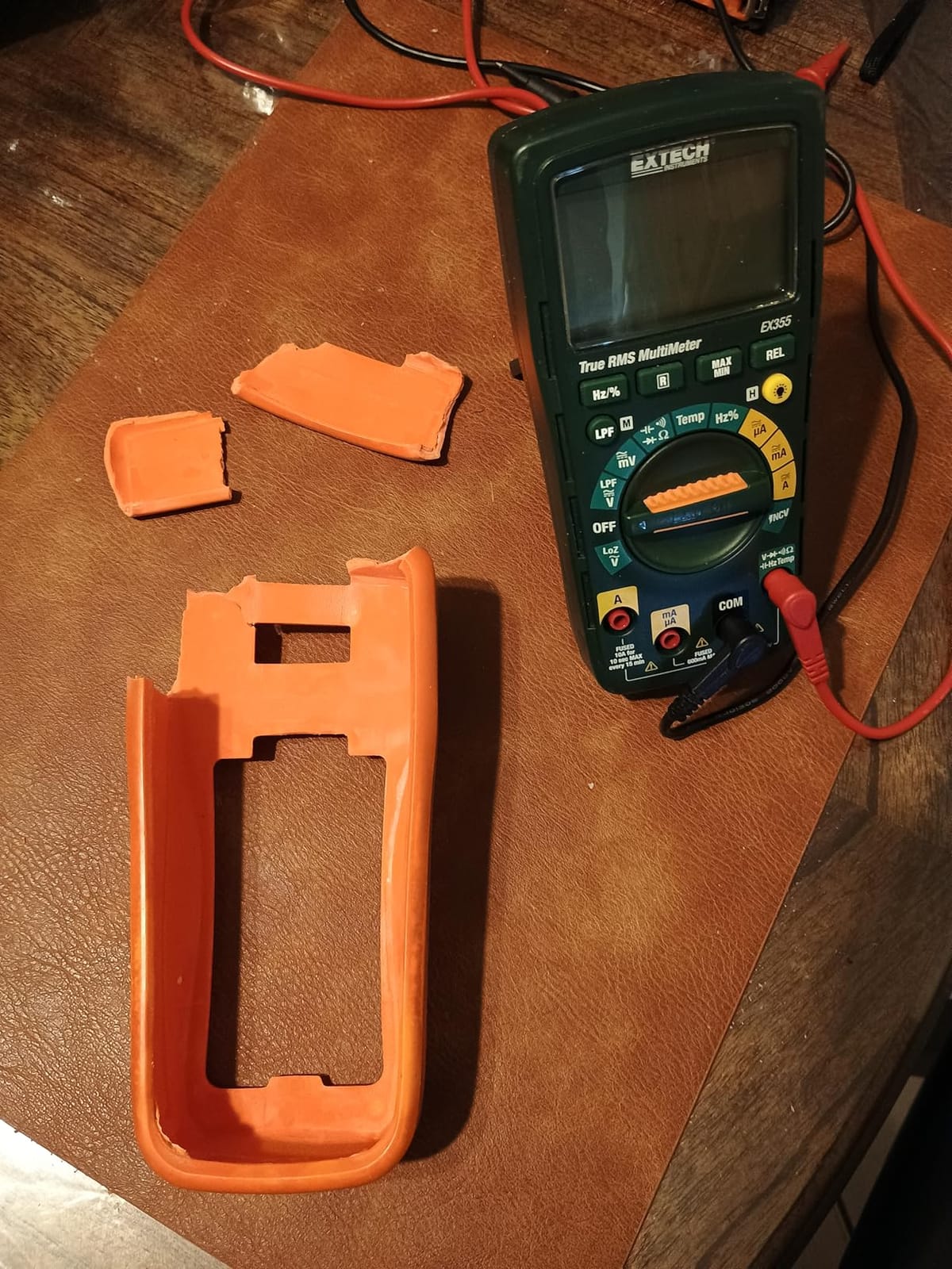 Extech EX355 12-Function True RMS Multimeter with NCV, 6000 Count customer photo 2