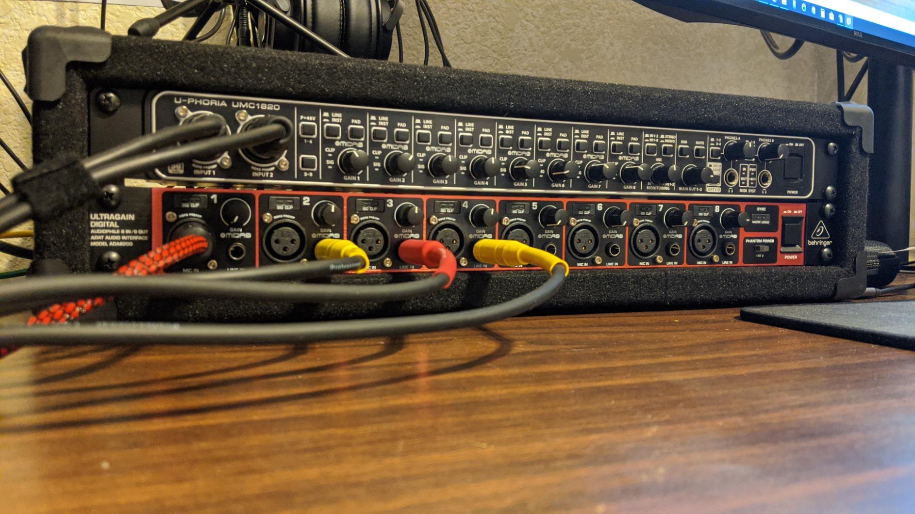 Behringer UMC1820 Audiophile 18x20 USB Audio/MIDI Interface with Midas Mic Preamplifiers and ADAT I/O | For Recording Microphones and Instruments customer photo 2