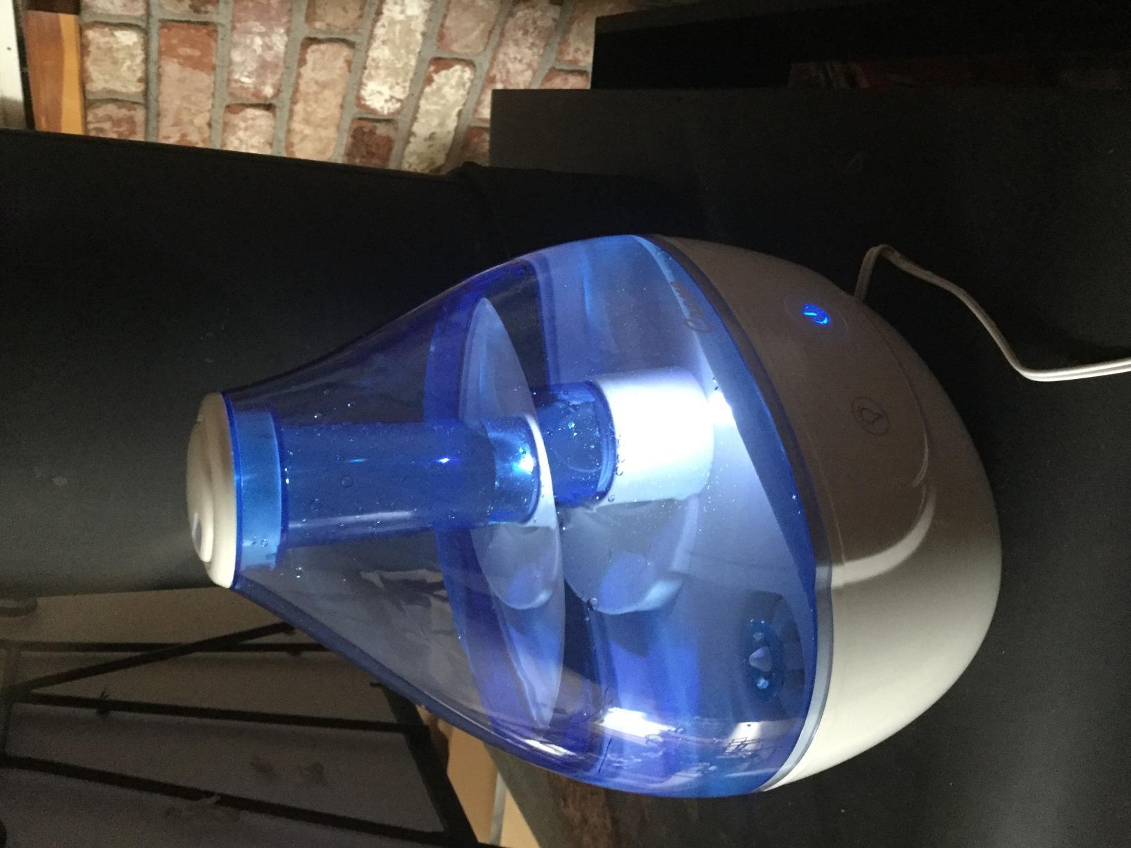 Crane Personal Ultrasonic Cool Mist Travel Humidifier and Vaporizer for Congestion Relief, 360° Adjustable Nozzle, Filter-Free .75 Liter Tank, Blue/White, Office Humidifier customer photo 1