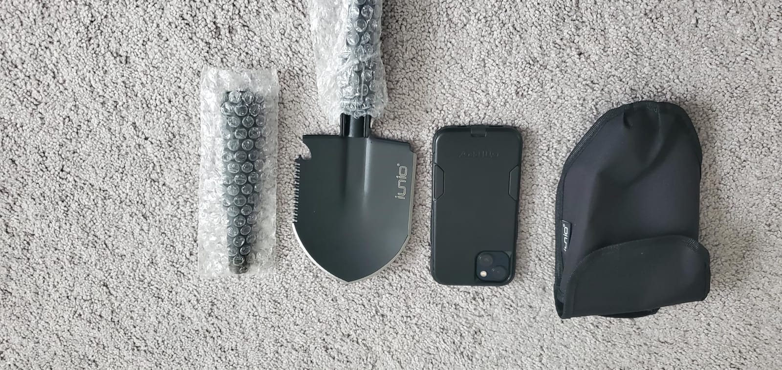 iunio Folding Camping Shovel w/Pick, 18.3in Heavy Duty Carbon Steel Shovel, Military-Grade Entrenching Tool, Collapsible Survival Shovel for Car Emergency Pickaxe Camping Trenching Hiking Gardening customer photo 2