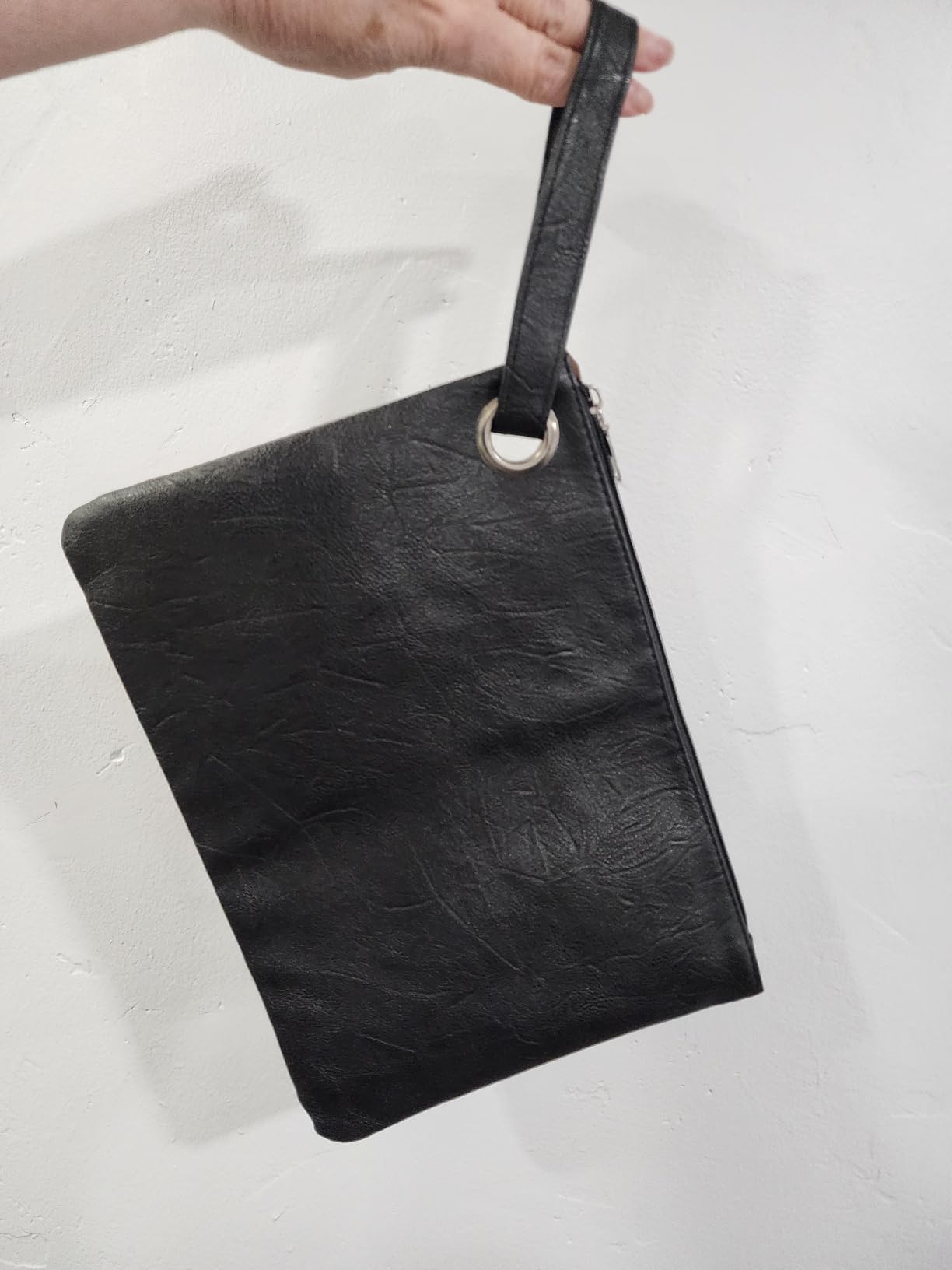 DIHKLCIO Envelope Clutch customer photo 2