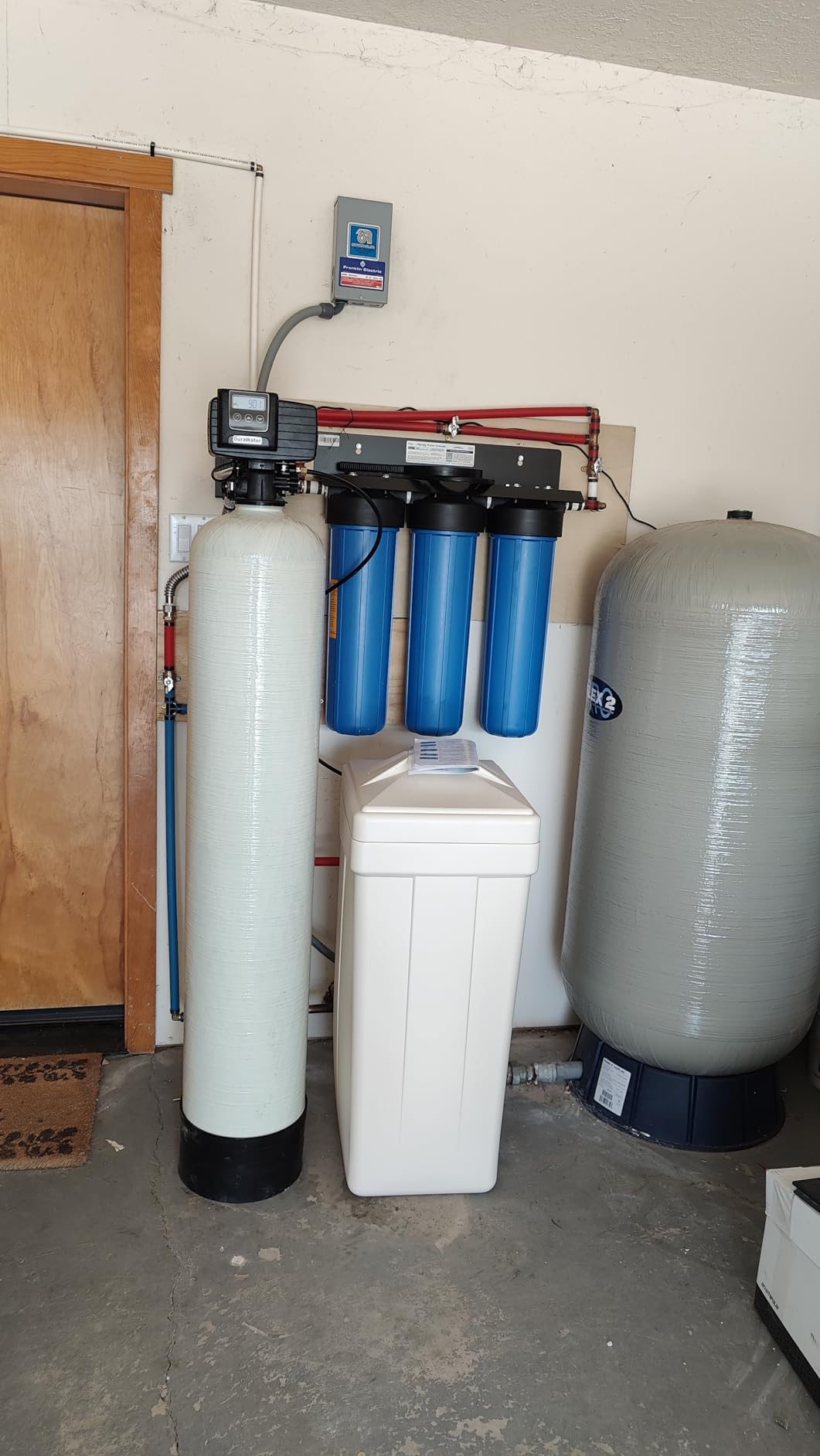 Fleck 5600 SXT Metered 64,000 Grain Water Softener, 10% resin customer photo 1