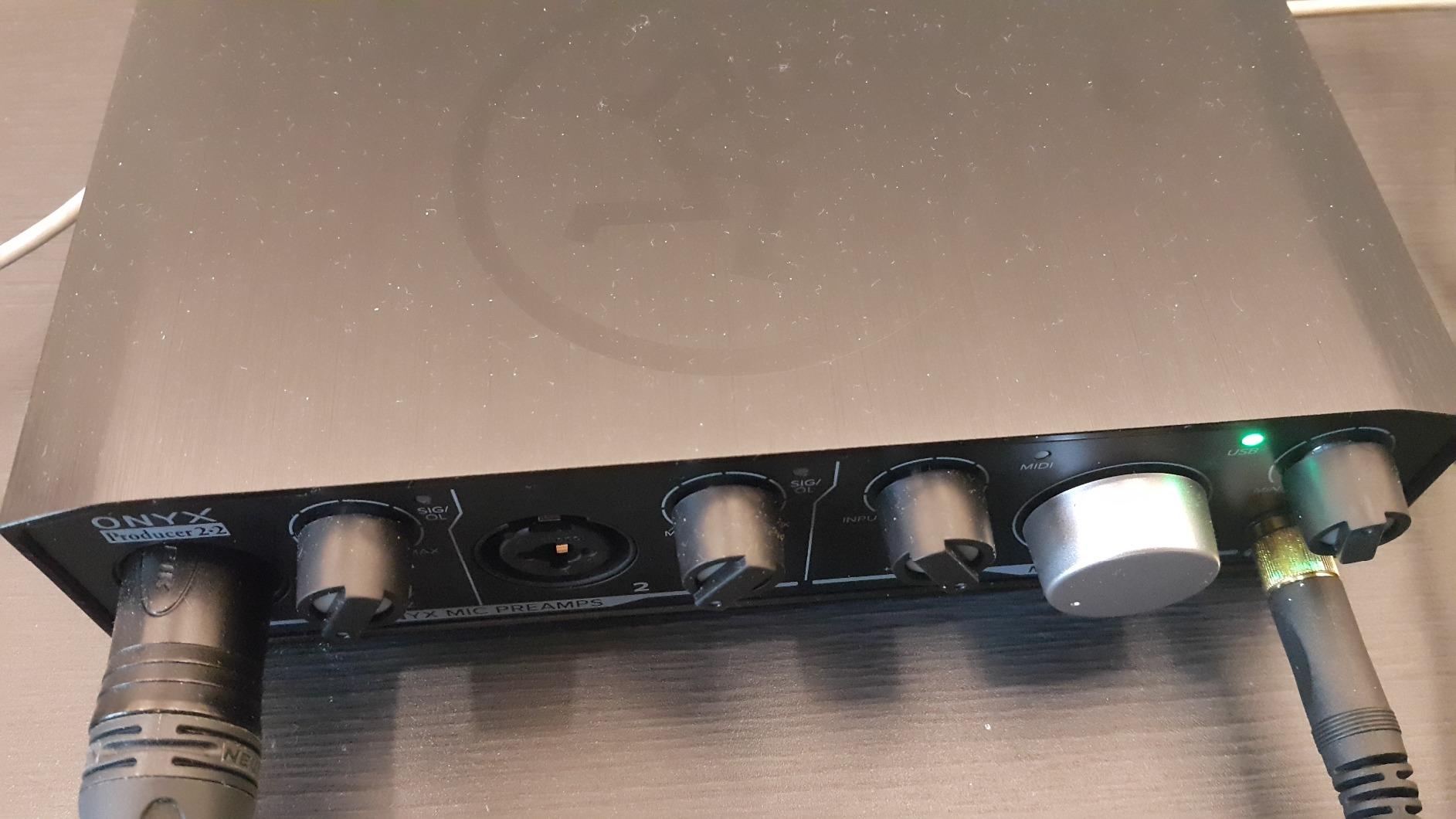 Mackie Audio Interface, Onyx Producer 2X2 USB Audio Interface with MIDI (Onyx Producer 2-2) customer photo 2