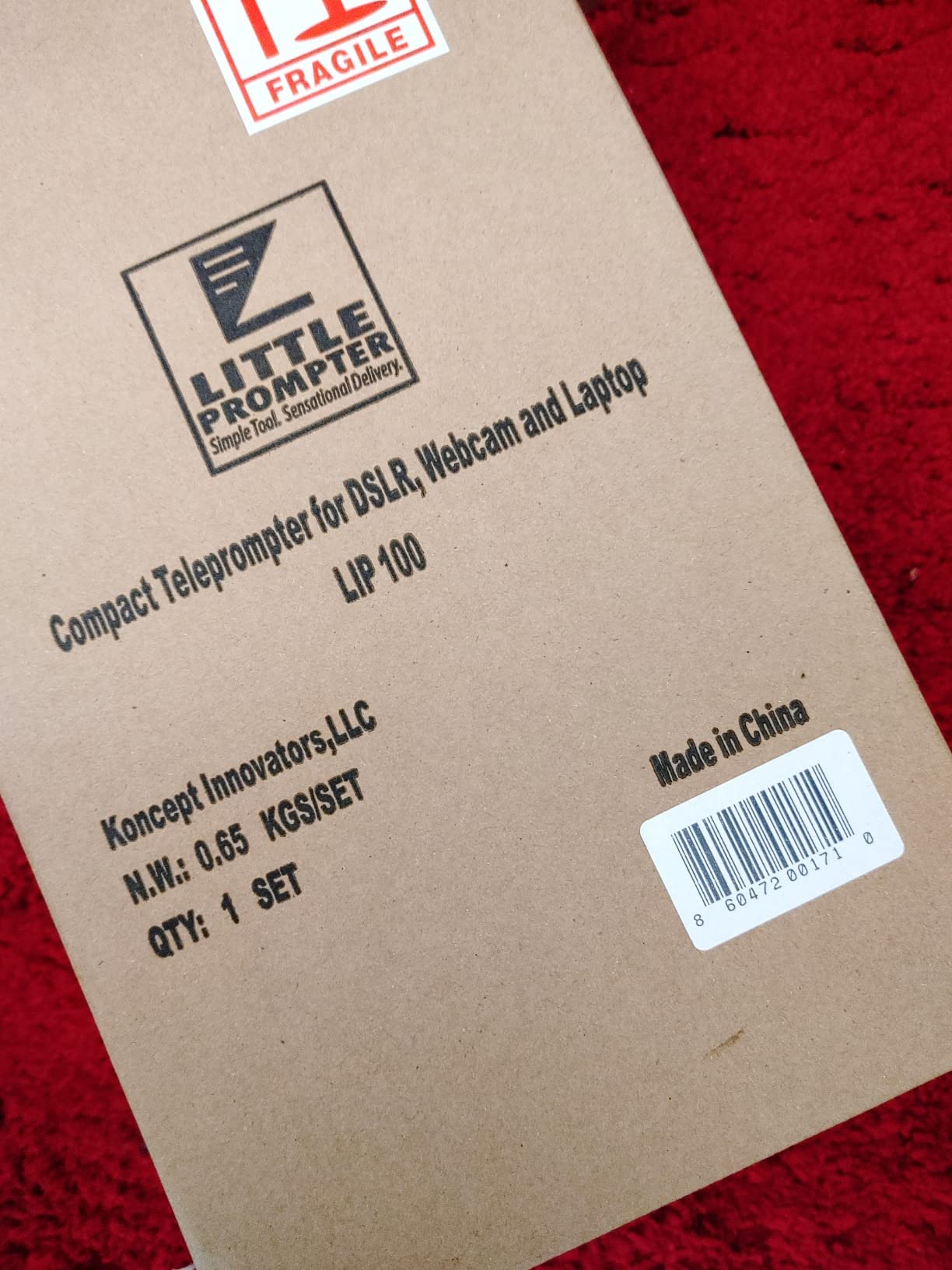 The Original Compact Personal Teleprompter for Video Production. No Studio Required. Perfect for DSLRs, Webcams, and Built-in Laptop Cameras. Use with iOS or Android. customer photo 2