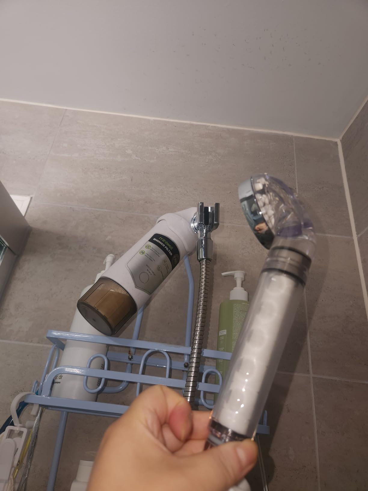 miniwell L720-Plus Shower Filter System-for Bathroom Hard Water and Well -Remove Chlorine & Heavy Metals & Sediments impurties- Good for Skin & Hairs customer photo 2