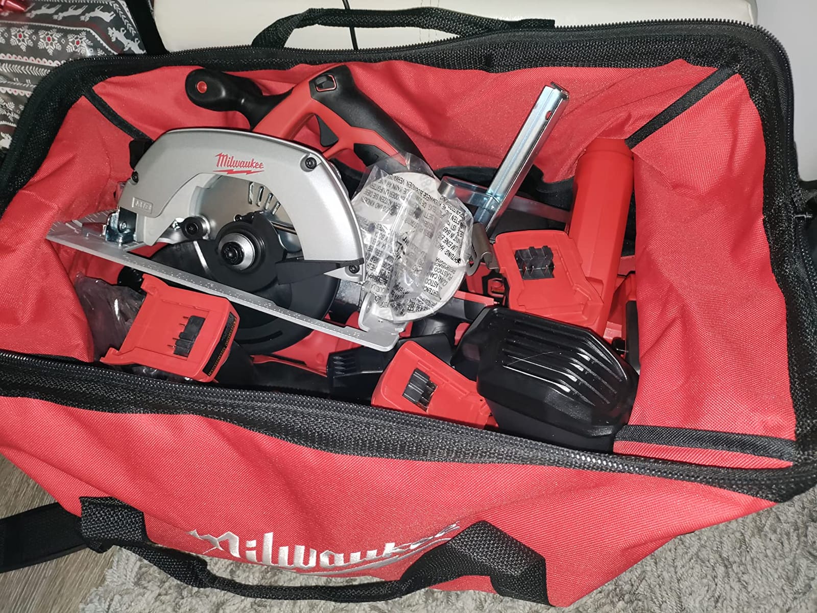 MILWAUKEE M18 18-Volt Lithium-Ion Cordless 9-Tool Combo Kit with 3 4.0 Ah Batteries, Charger and Tool Bag customer photo 1