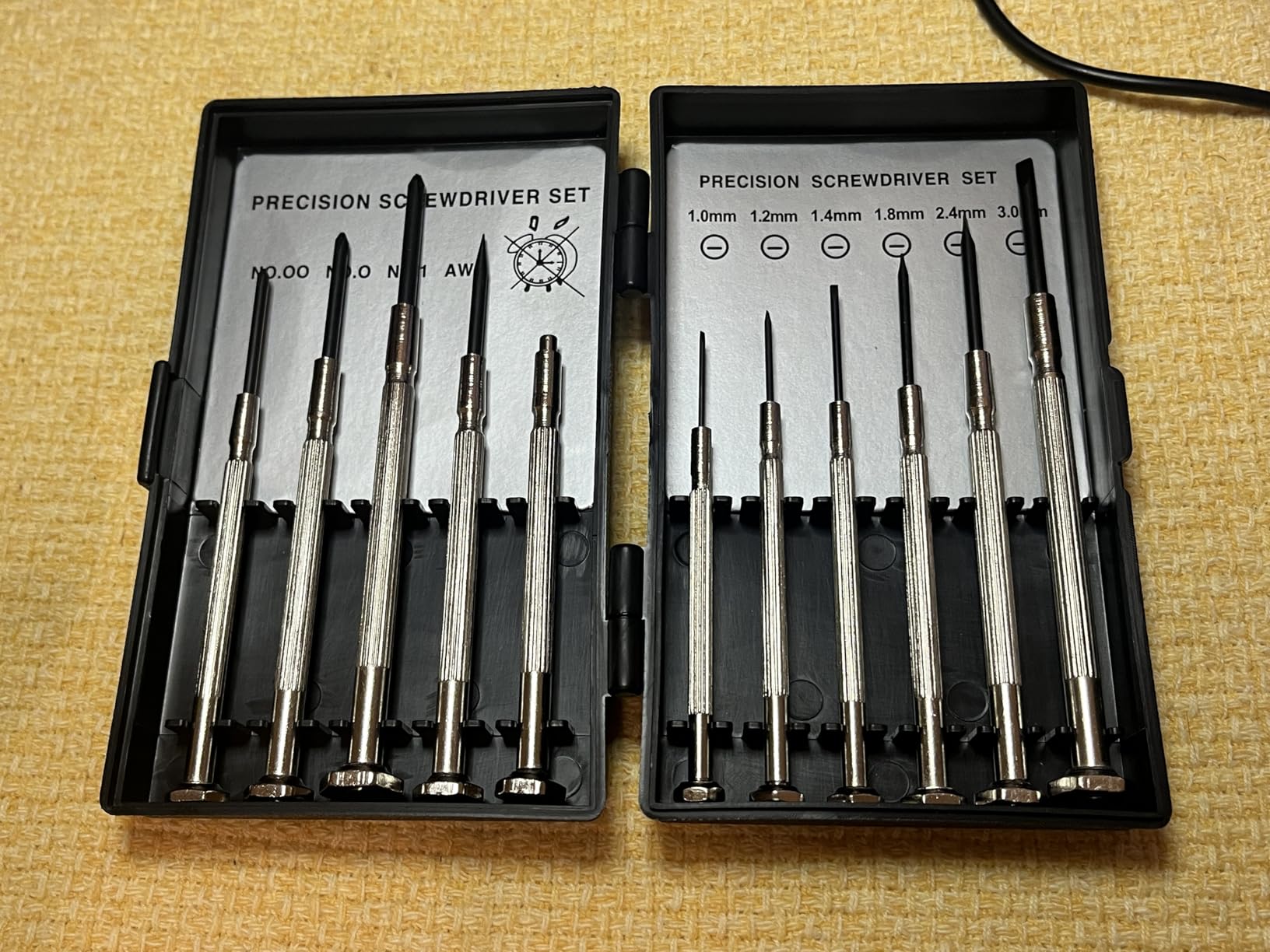11PCS Mini Precision Screwdriver Set, Small Screwdriver Set for Electronics, Toys, Computer, Watch Repair customer photo 2