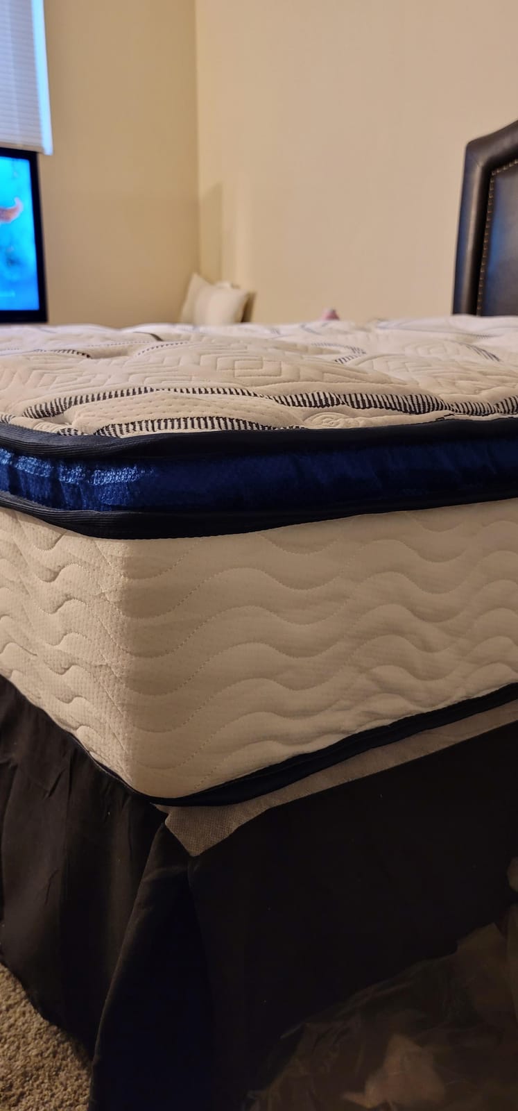 Vibe Quilted Hybrid 12-Inch customer photo 1