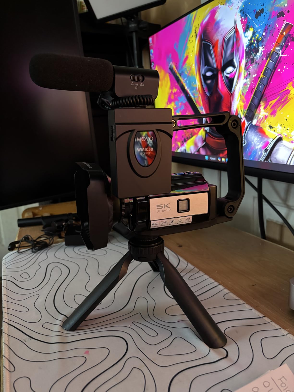 Ulanzi VL49 On-Camera LED Video Fill Light, 5500K 2000mAh Rechargeable customer photo 1