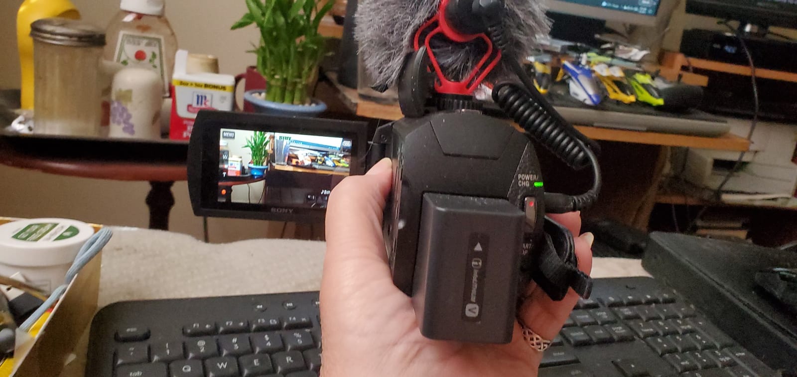 Sony FDR-AX43 UHD 4K Handycam Camcorder customer photo 2