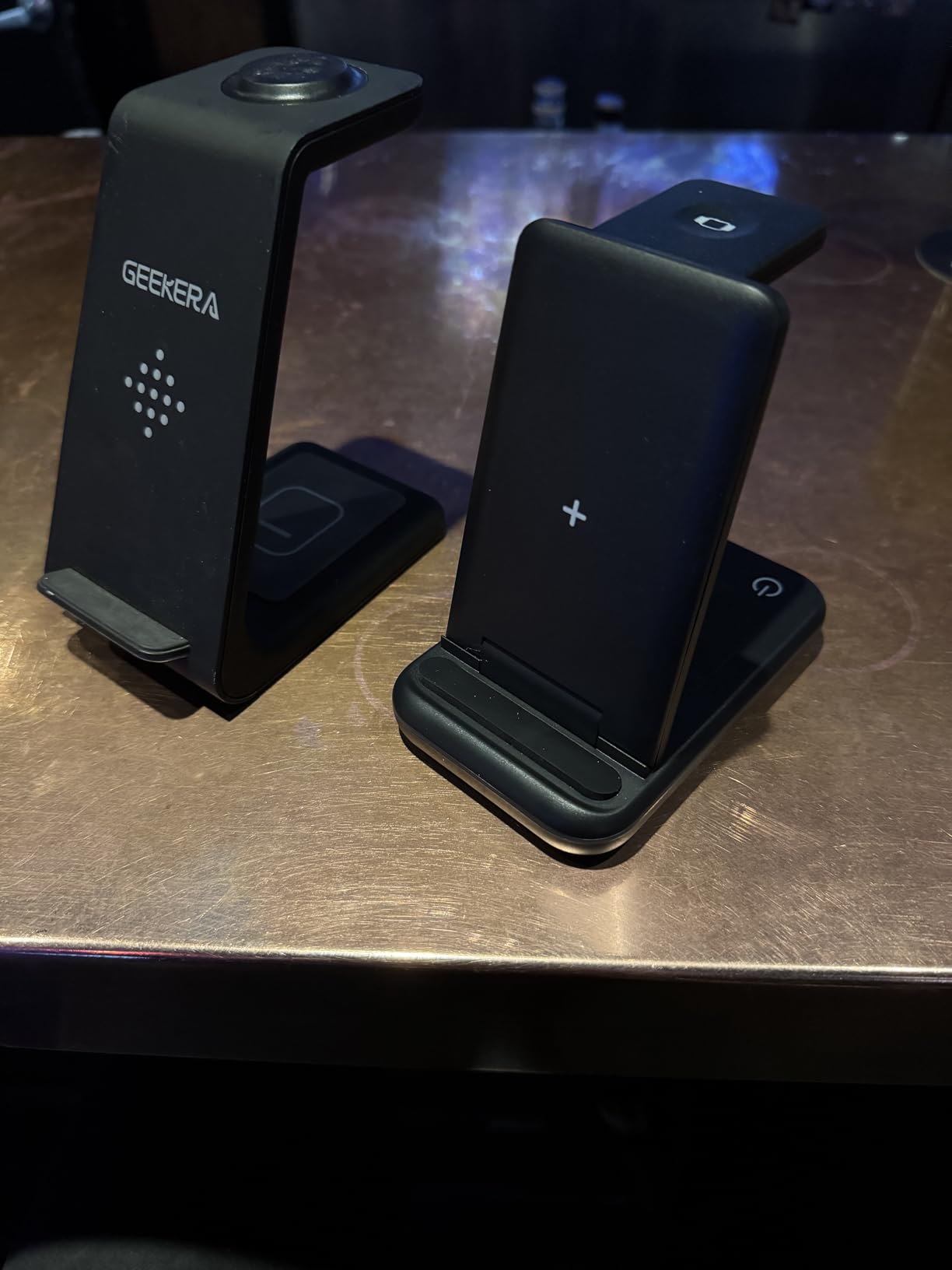 GEEKERA 3-in-1 Stand customer photo 1