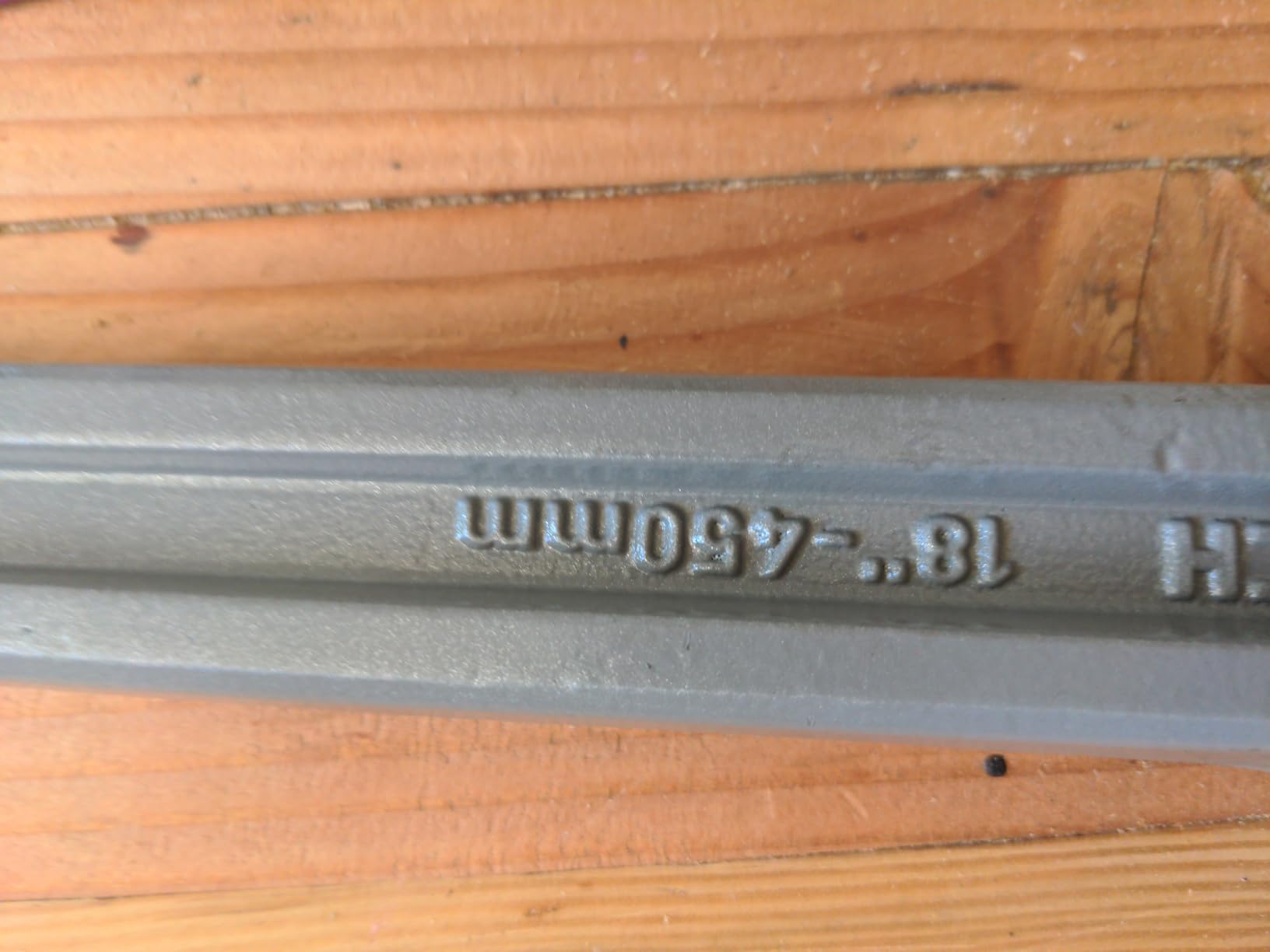 DURATECH 14-inch Aluminum Straight Pipe Wrench, Adjustable Plumbing Wrench customer photo 1