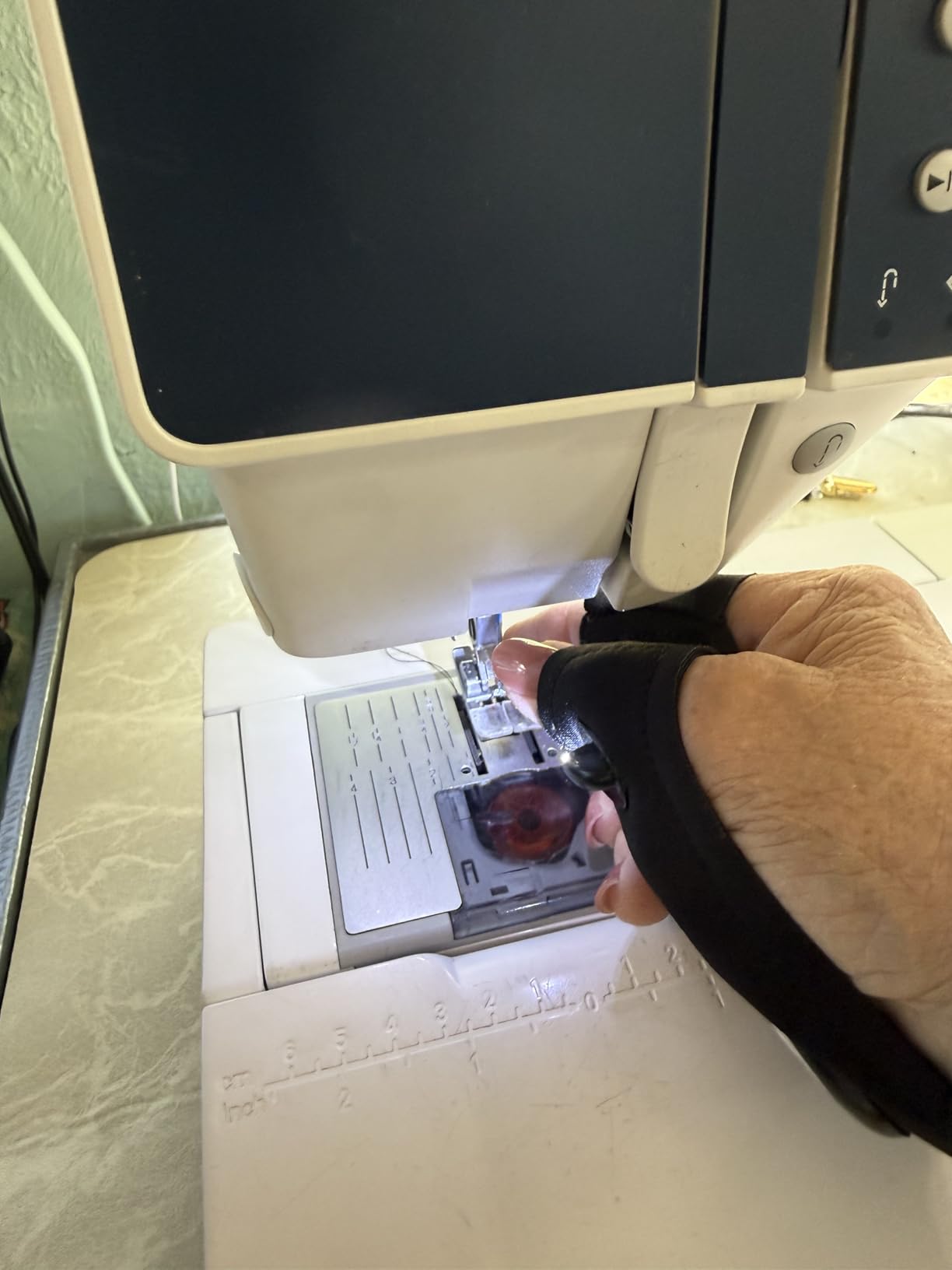 MOIPEJO LED Gloves customer photo 1