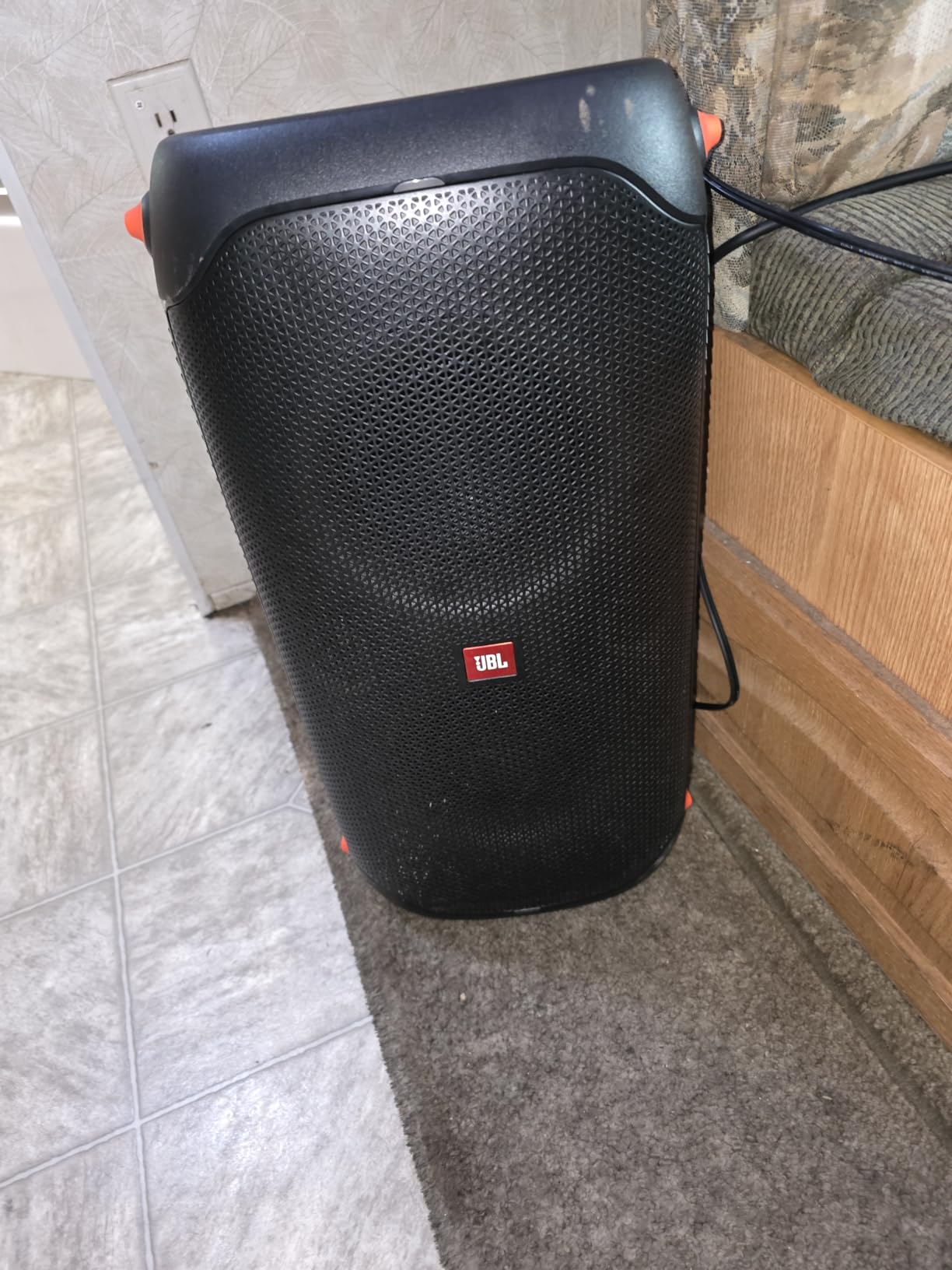 JBL PartyBox 110 customer photo 1