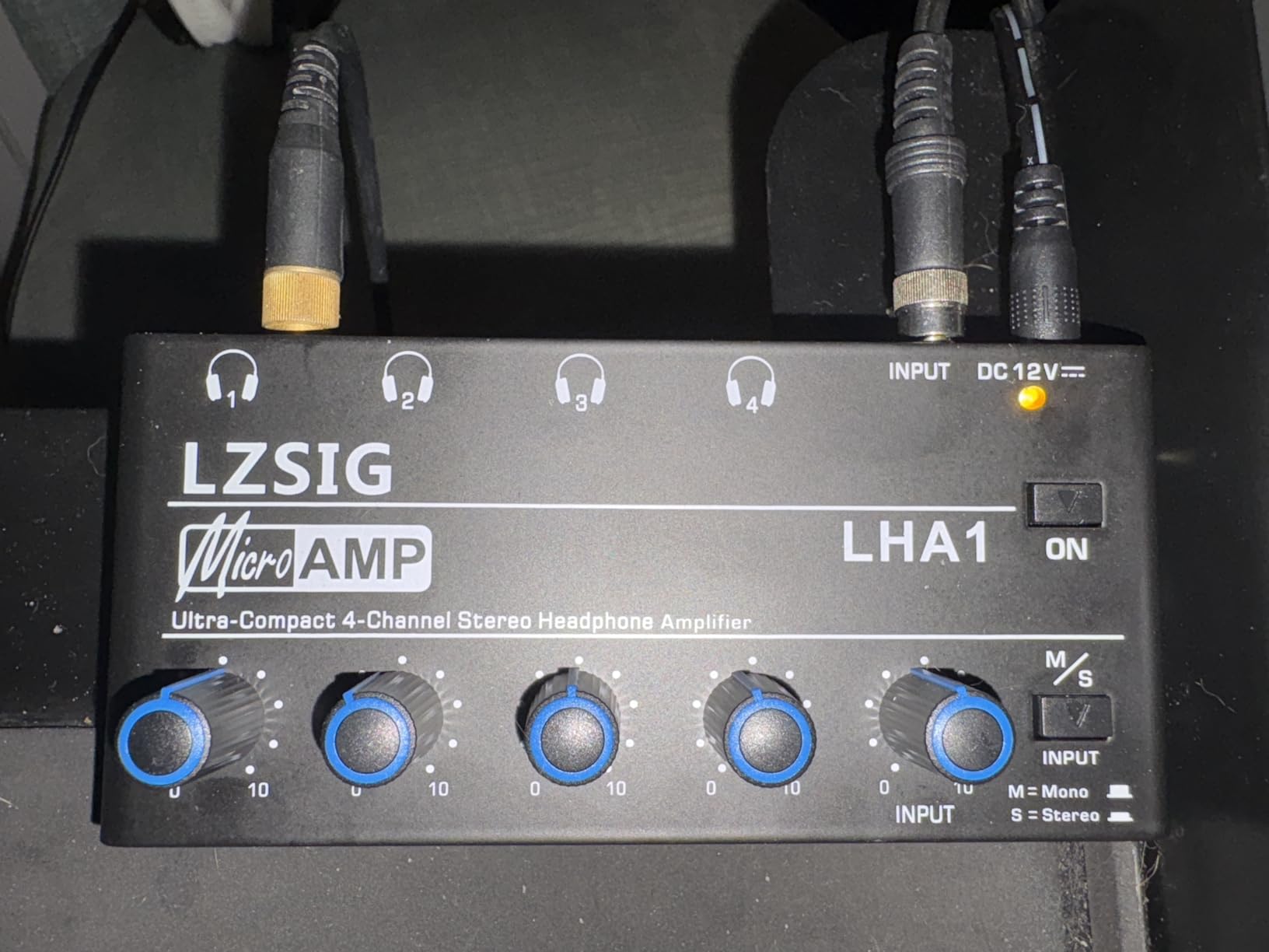 LZSIG Headphone Amplifier with Bass Boost, 4 Channel, 1‑IN 4 OUT, 12V customer photo 2