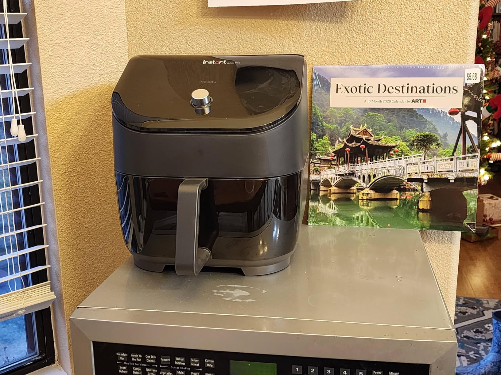 Instant Pot Vortex Plus ClearCook 6 Qt 6-in-1 Air Fryer, Black customer photo 1