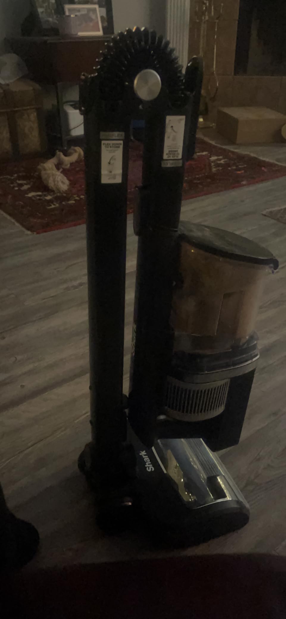 Shark Vertex Pro Cordless Stick Vaccum, Black/Silver, IZ682H customer photo 2