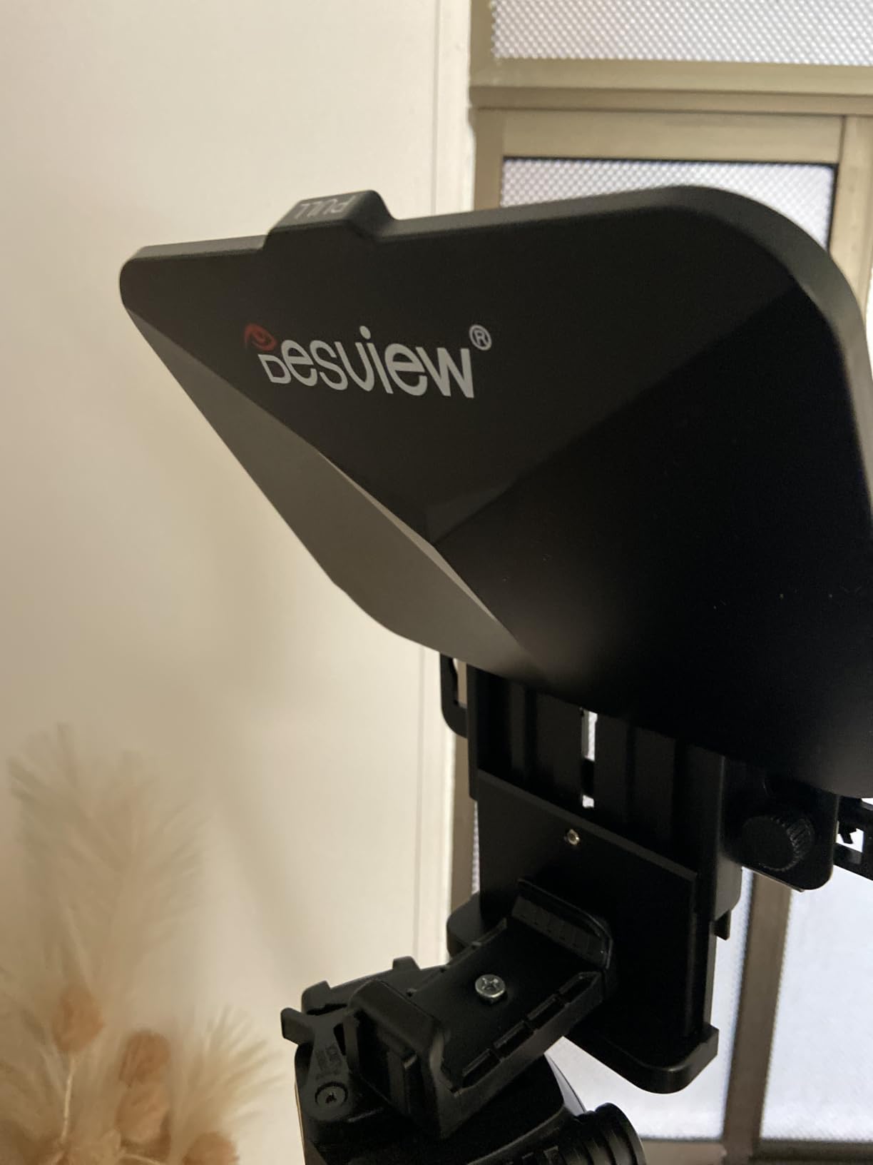 Desview T3 Portable Teleprompter for Camera & Smartphone, Tablet Prompter for iPad up to 10